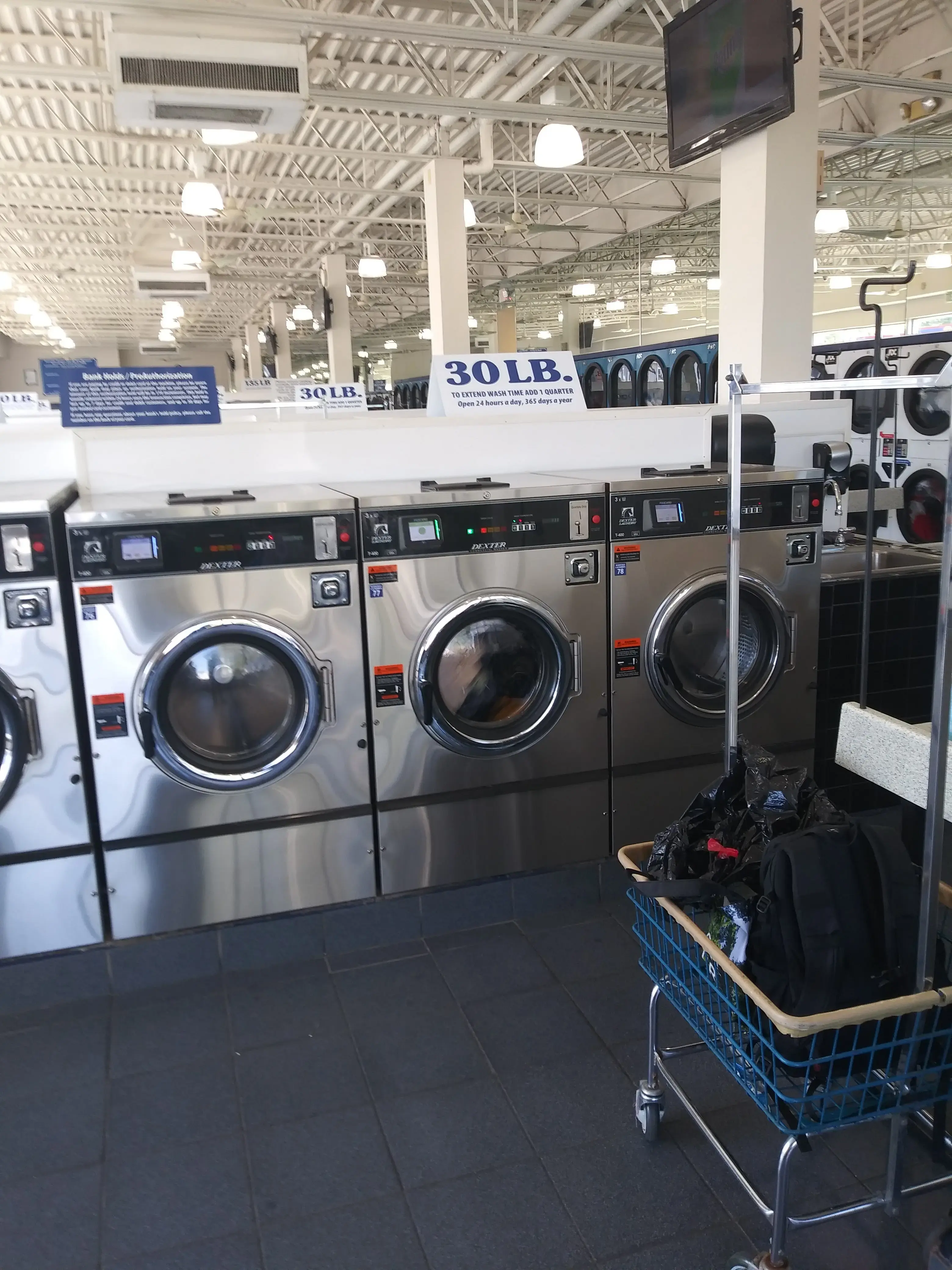 Sudsville Laundry thumbnail 1