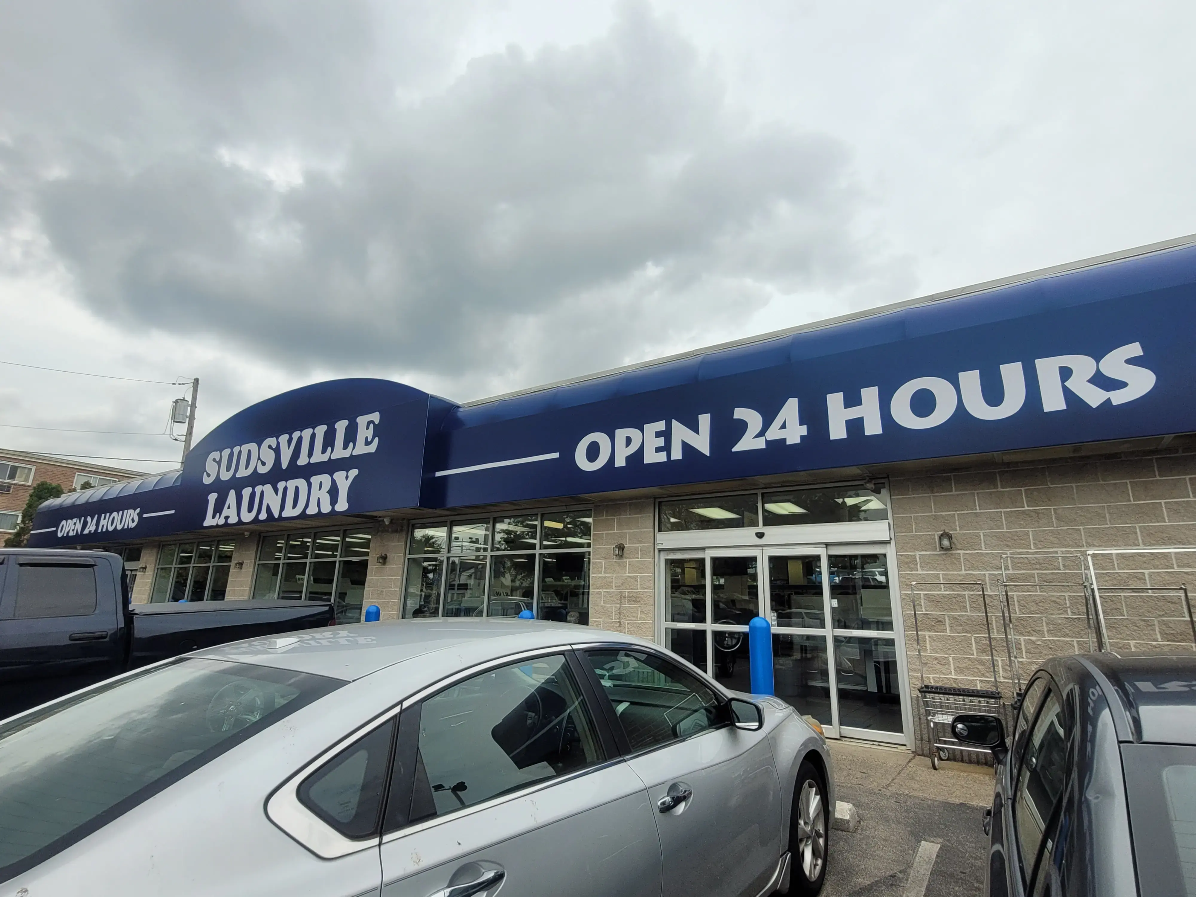 Sudsville Laundry thumbnail 10