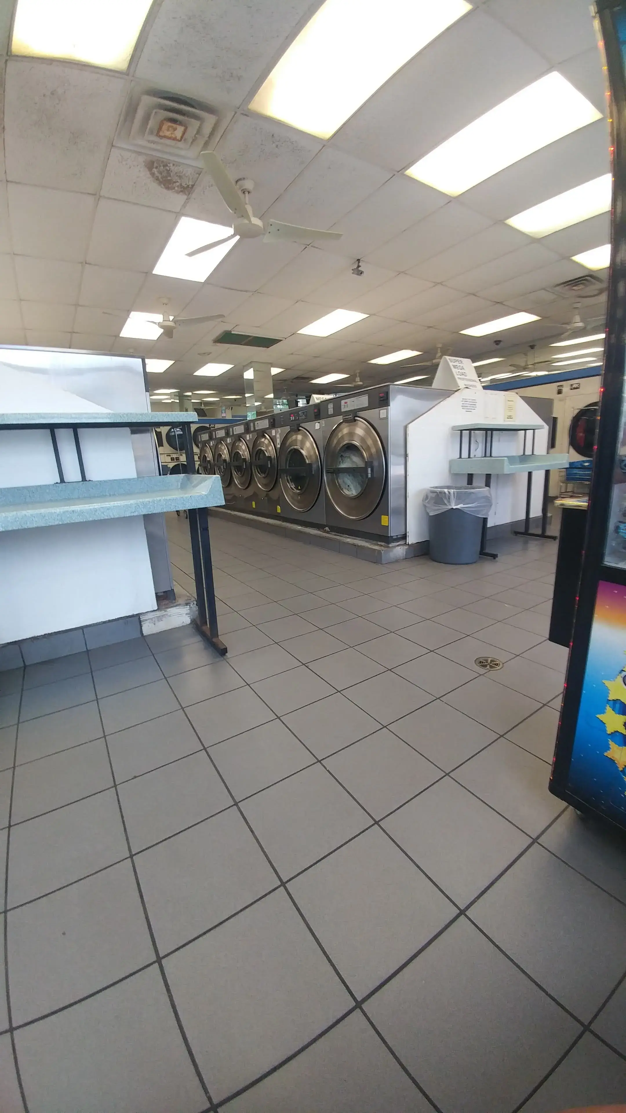 Sudsville Laundry - Image 4