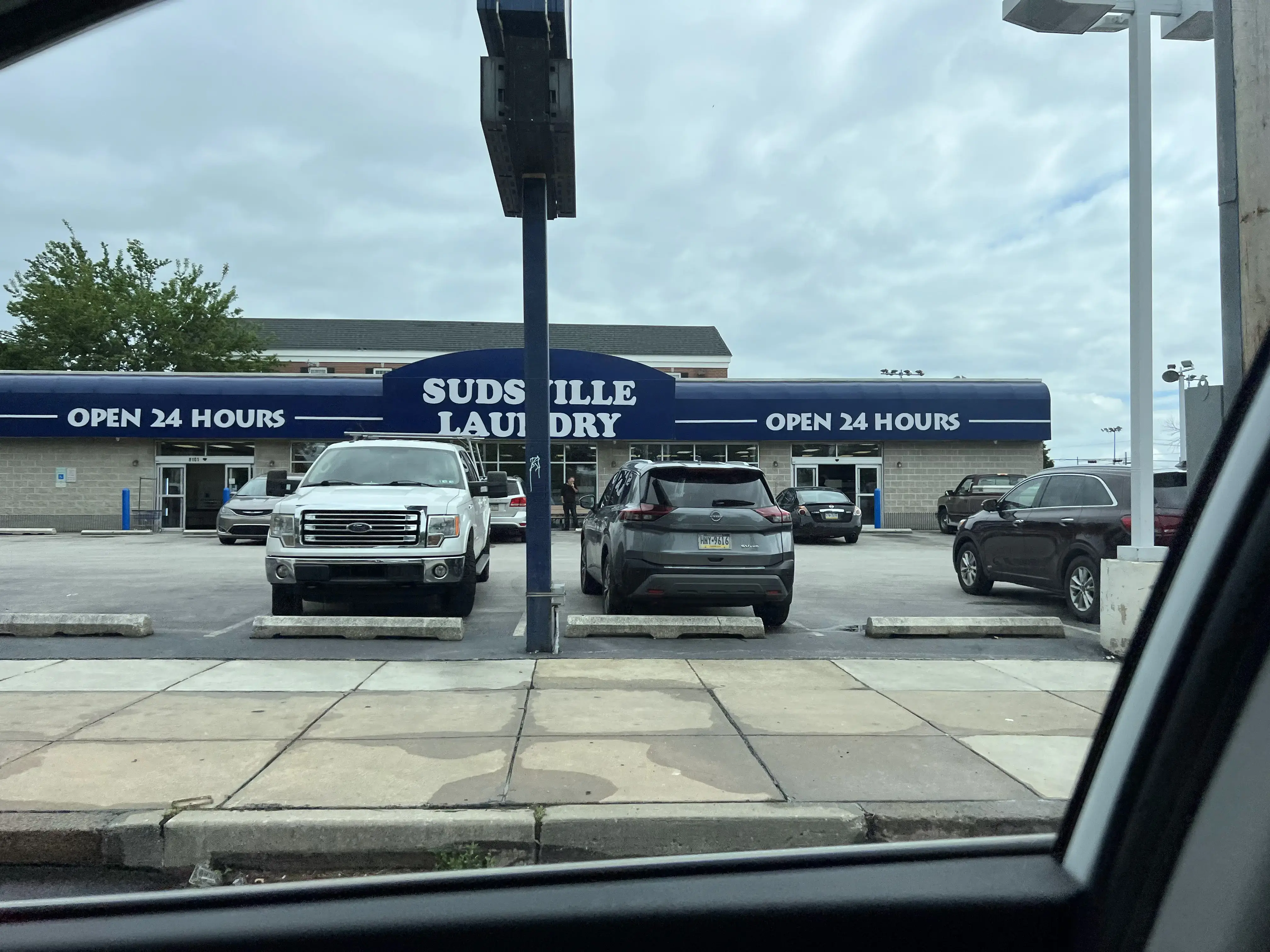 Sudsville Laundry - Image 6