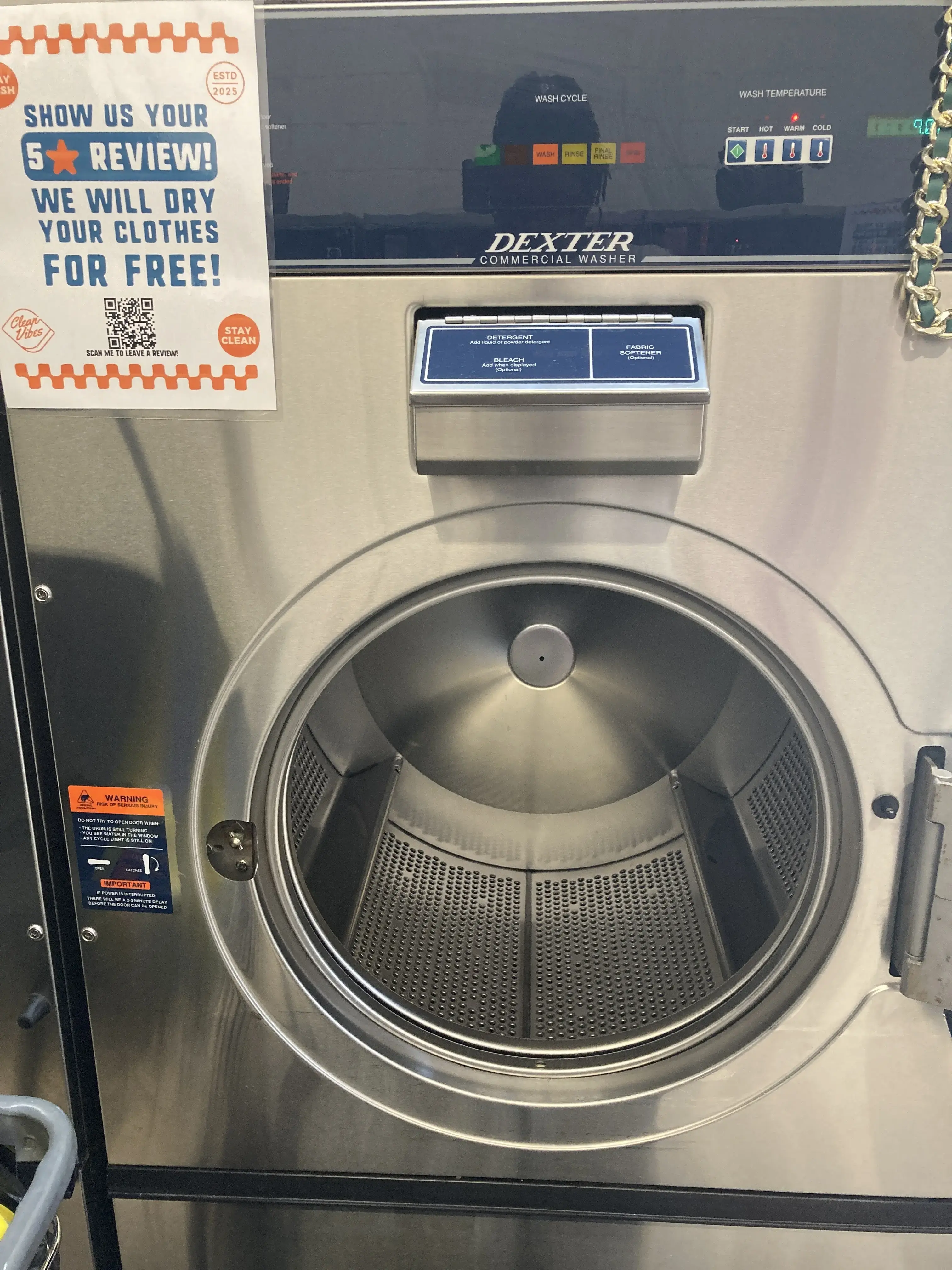 Sudsy Seagull Coin Laundry thumbnail 20