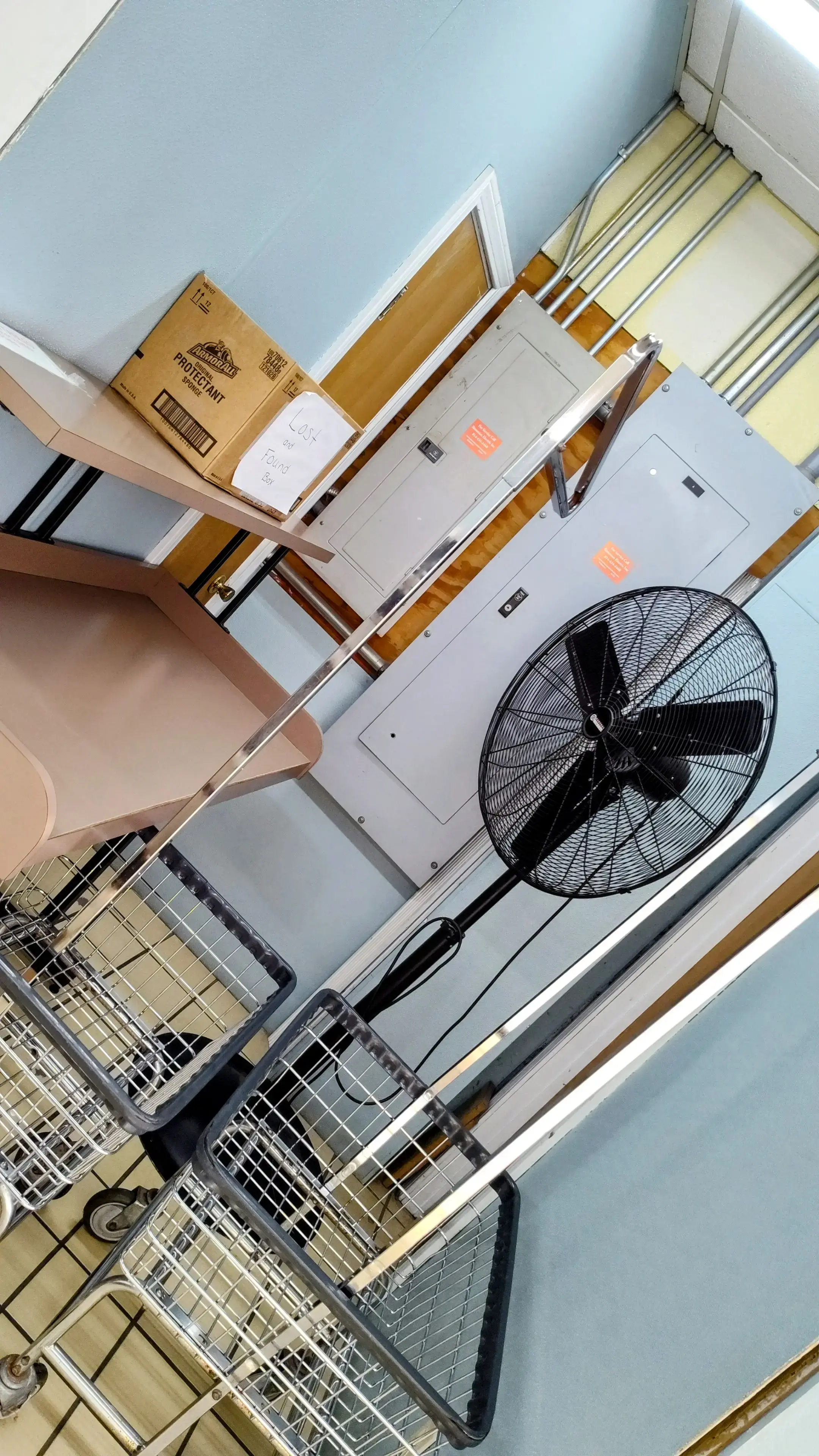 Sudsy's Coin Laundry & Carwash - Image 7