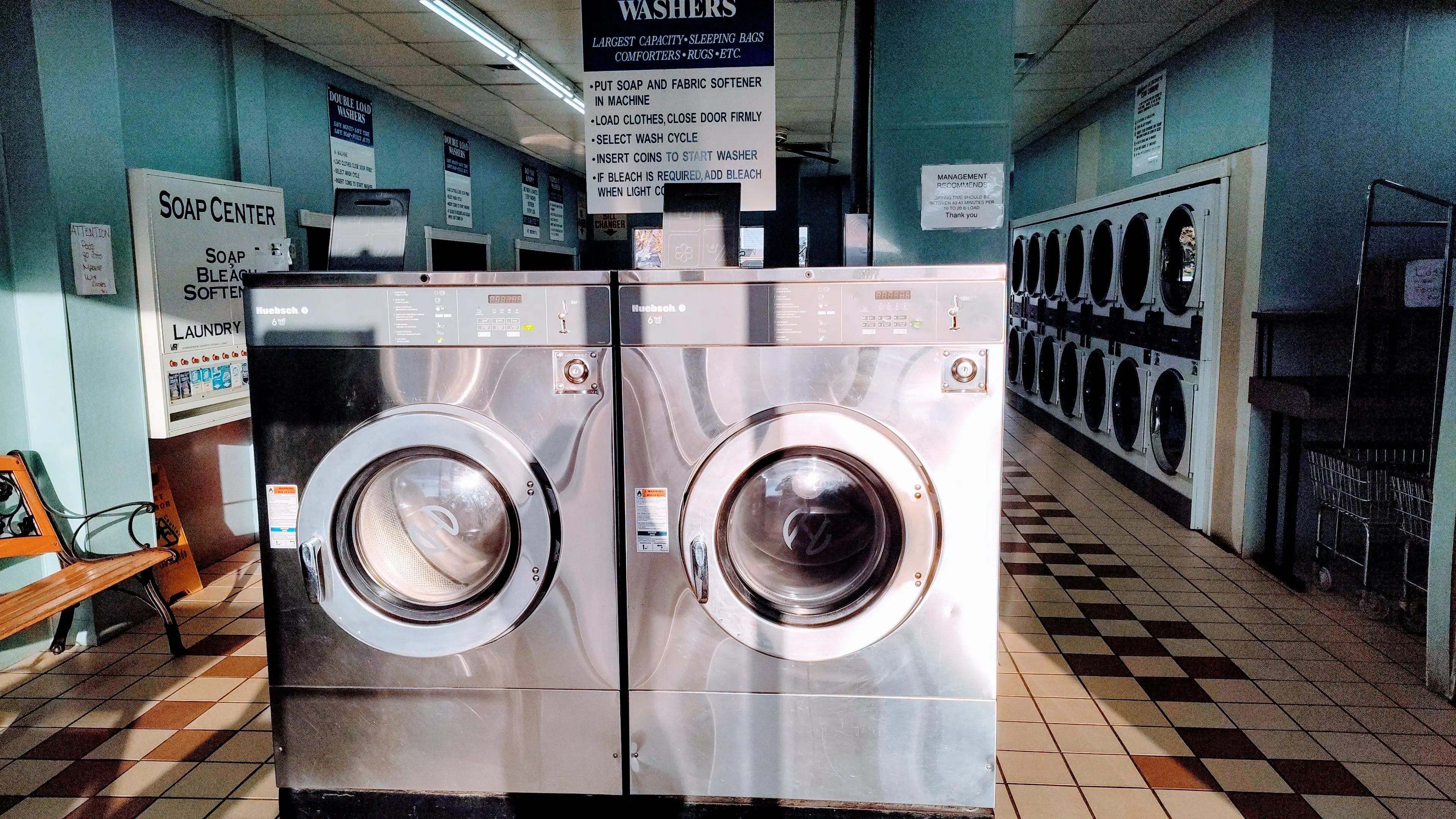 Sudsy's Coin Laundry & Carwash - Image 16