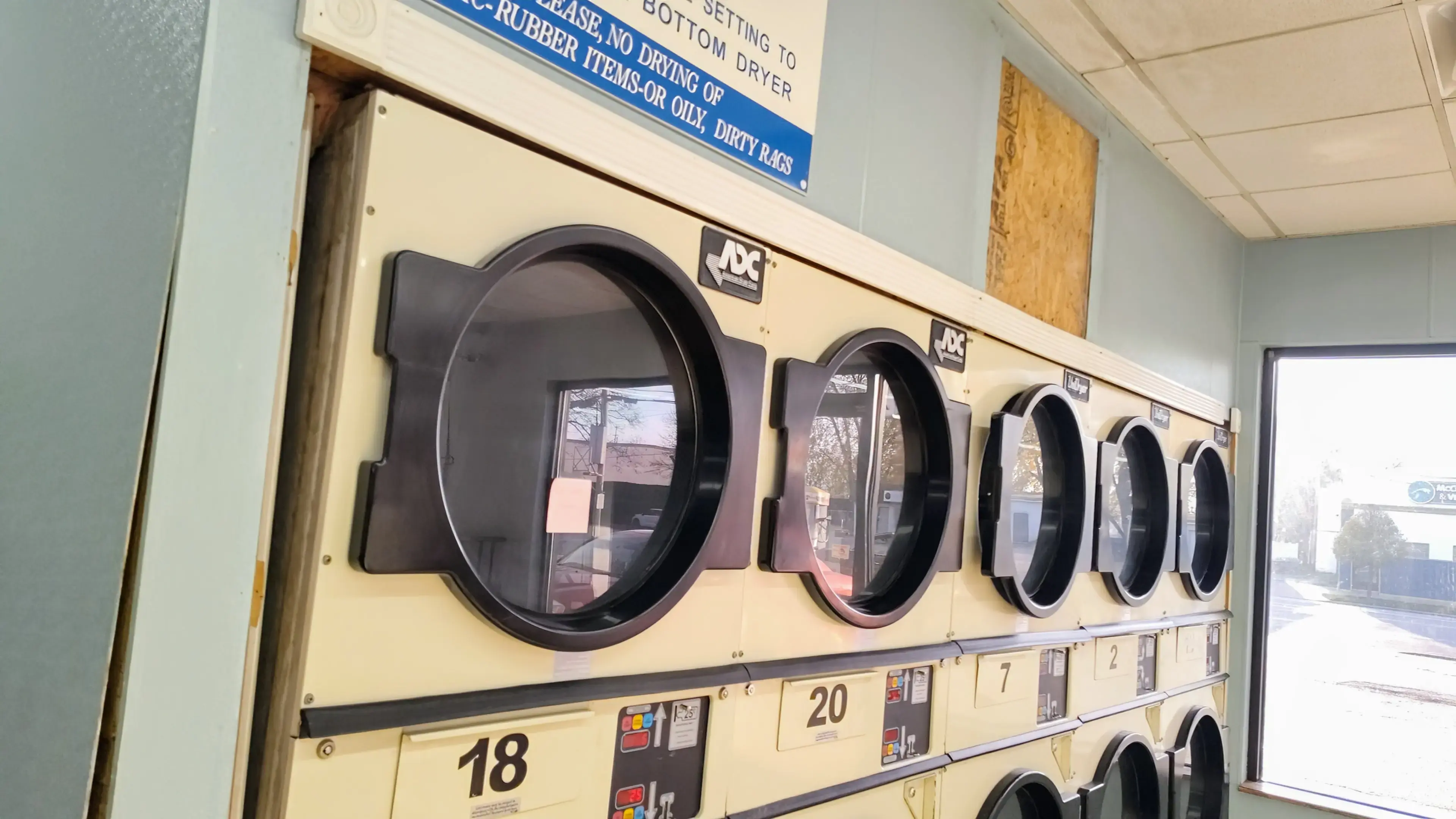 Sudsy's Coin Laundry & Carwash - Image 20