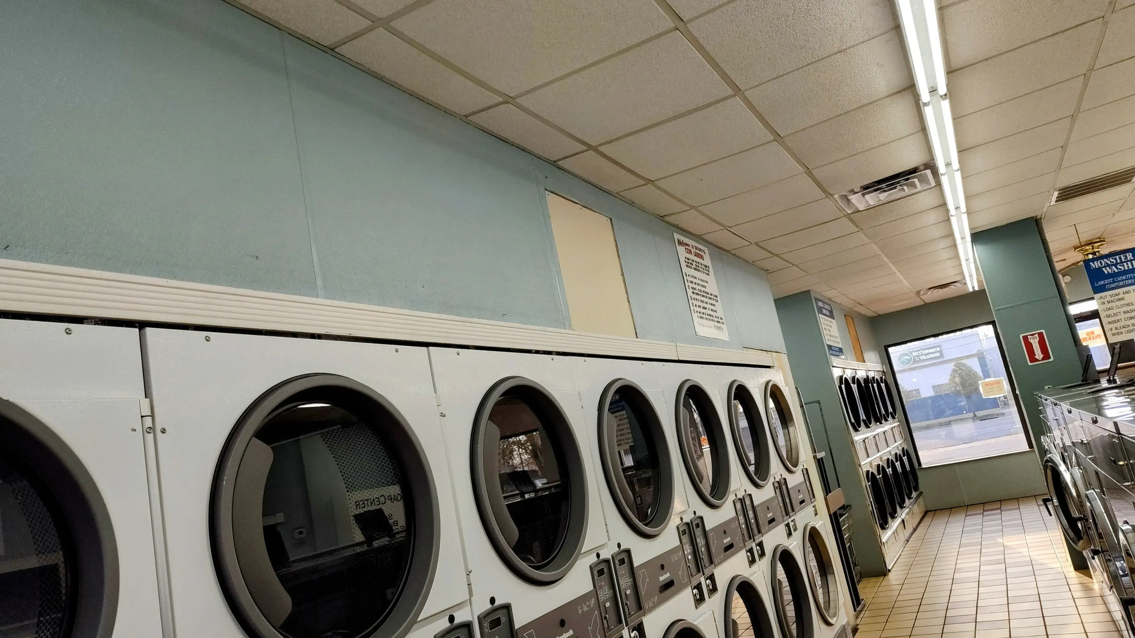 Sudsy's Coin Laundry & Carwash thumbnail 19