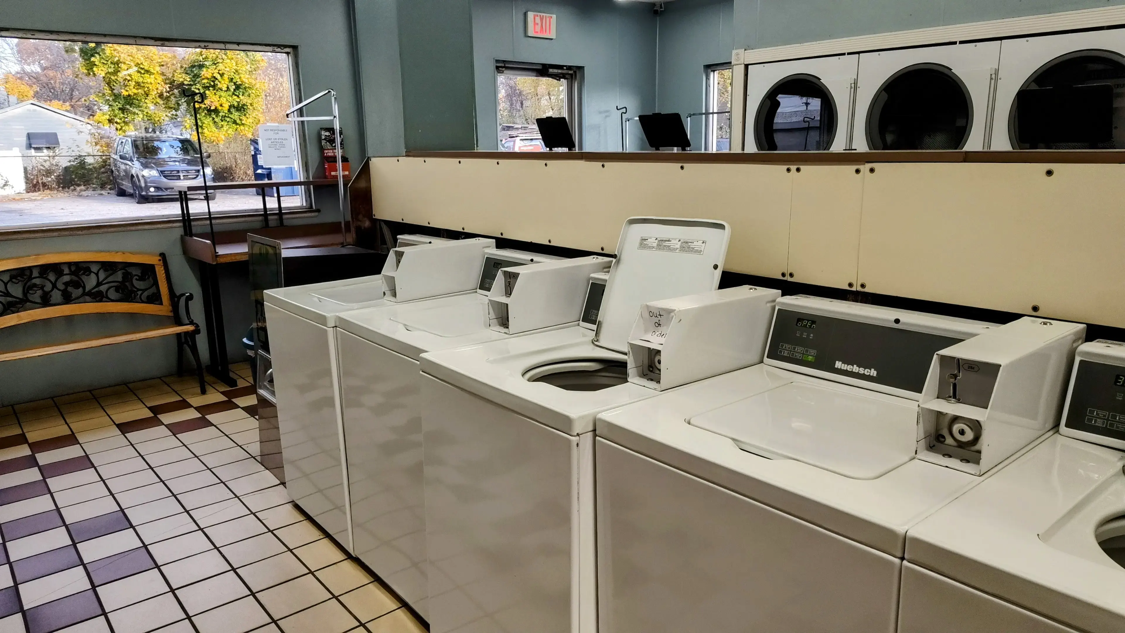 Sudsy's Coin Laundry & Carwash thumbnail 17