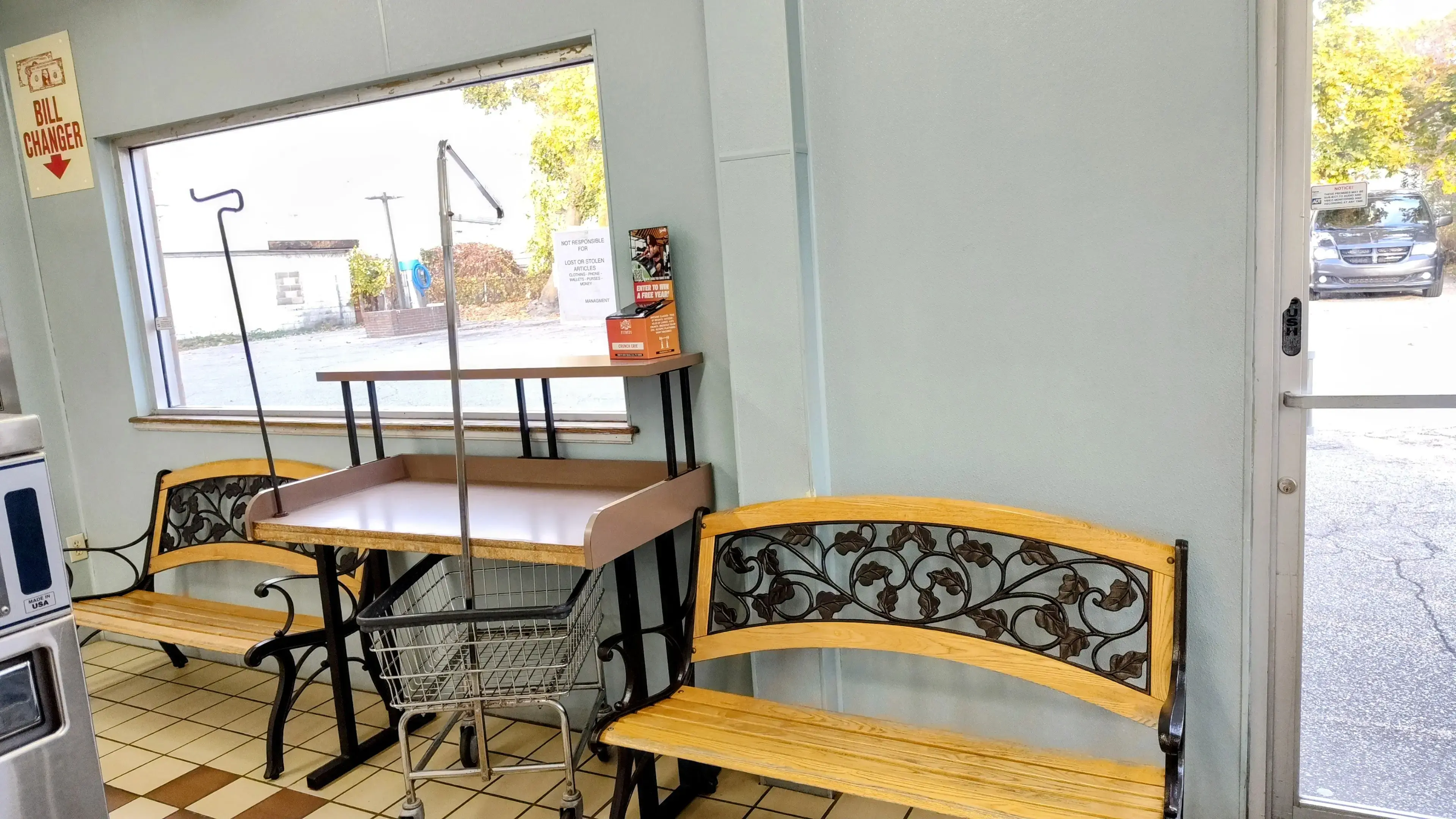 Sudsy's Coin Laundry & Carwash thumbnail 8