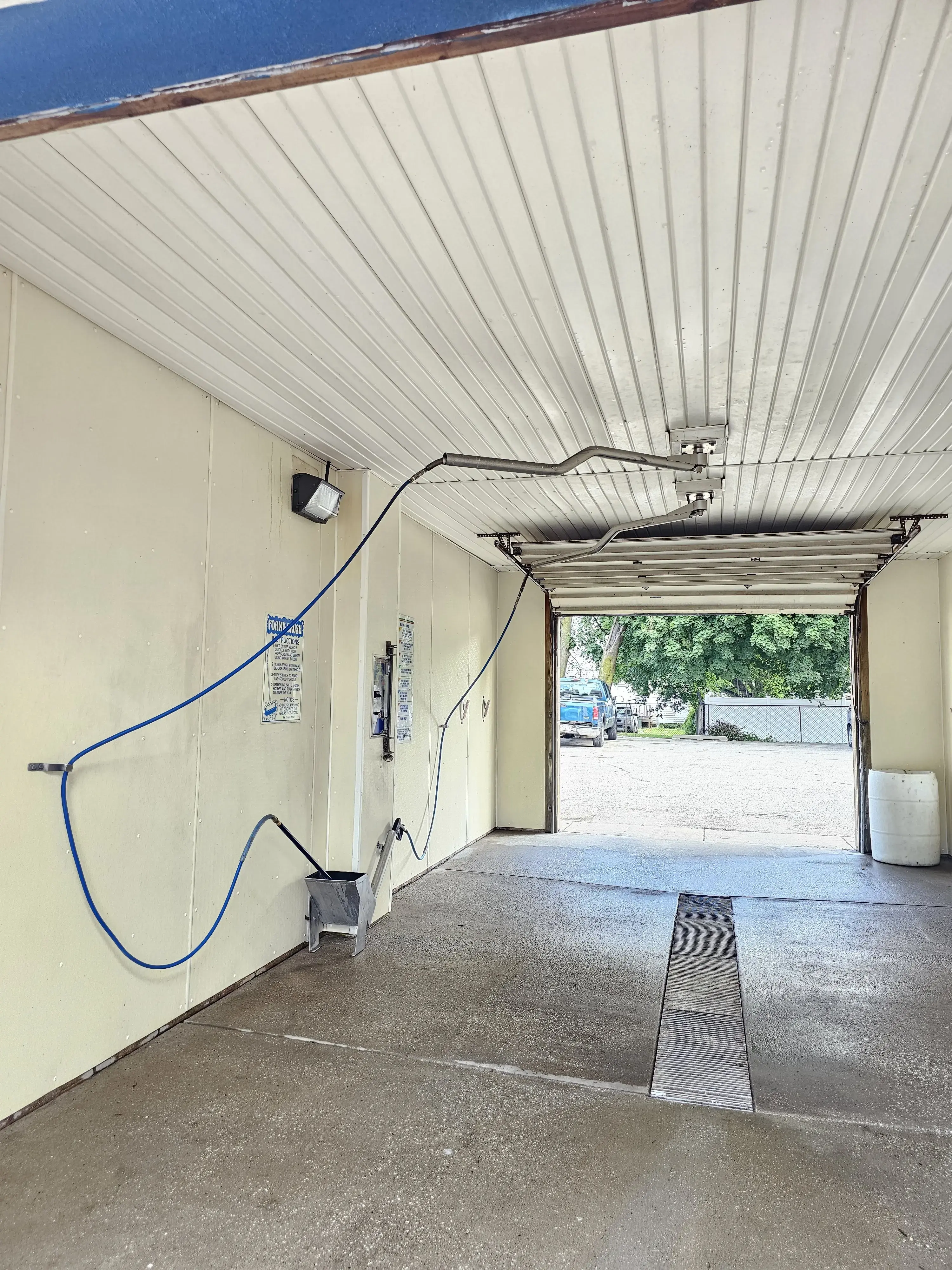 Sudsy's Coin Laundry & Carwash - Image 5