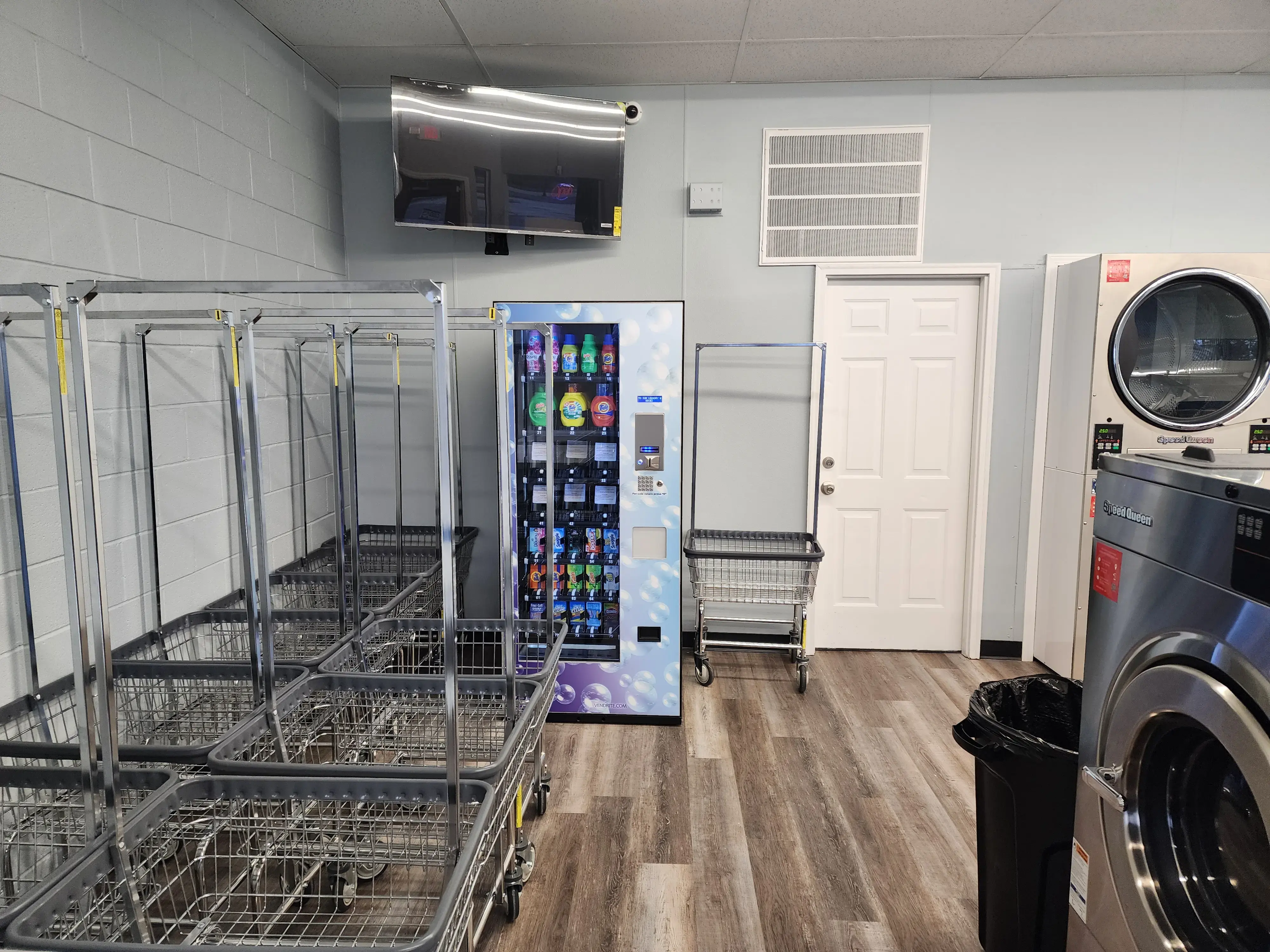 Sudz City Laundry - Image 6