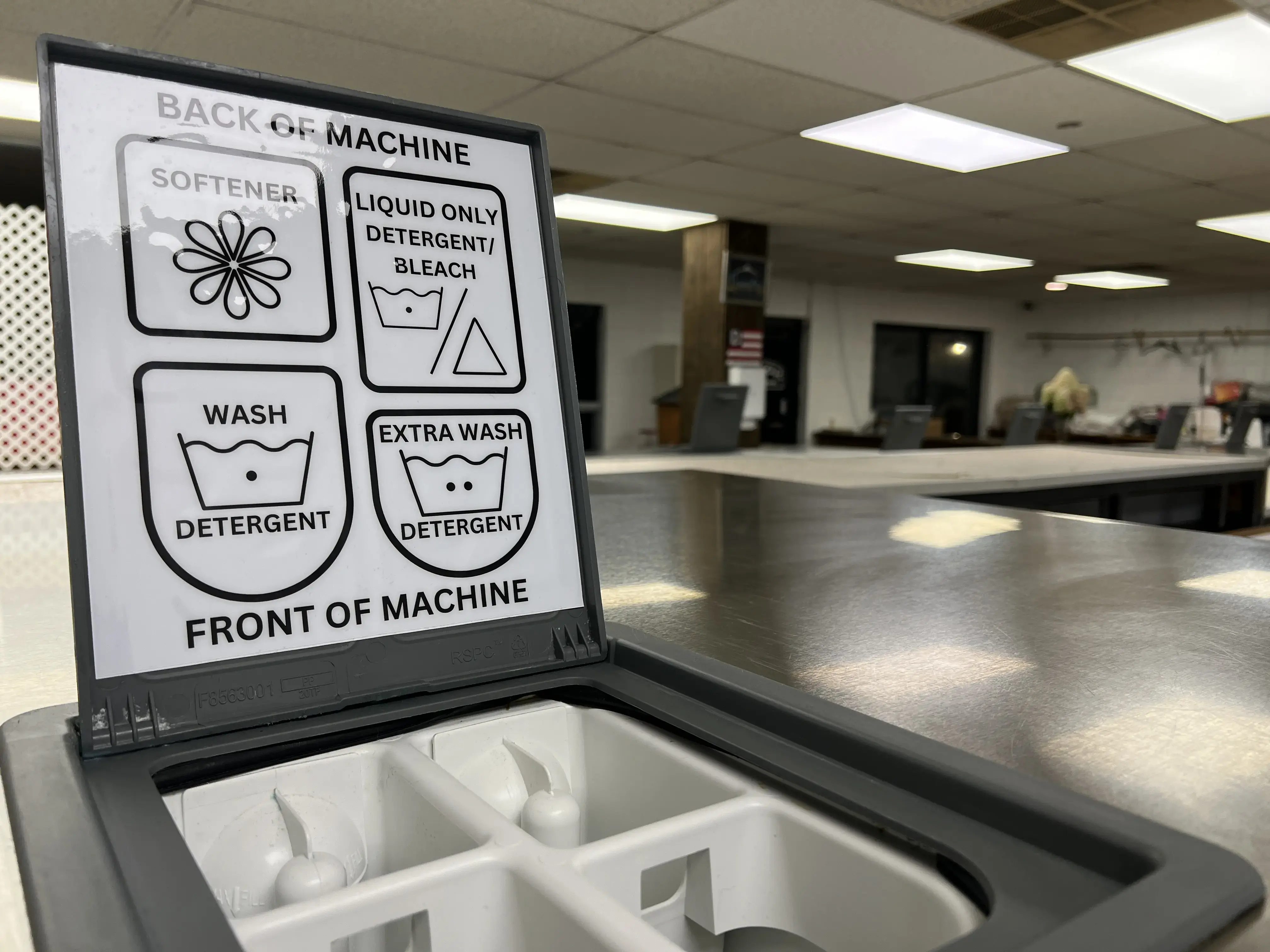 Sudz City Laundry - Image 11