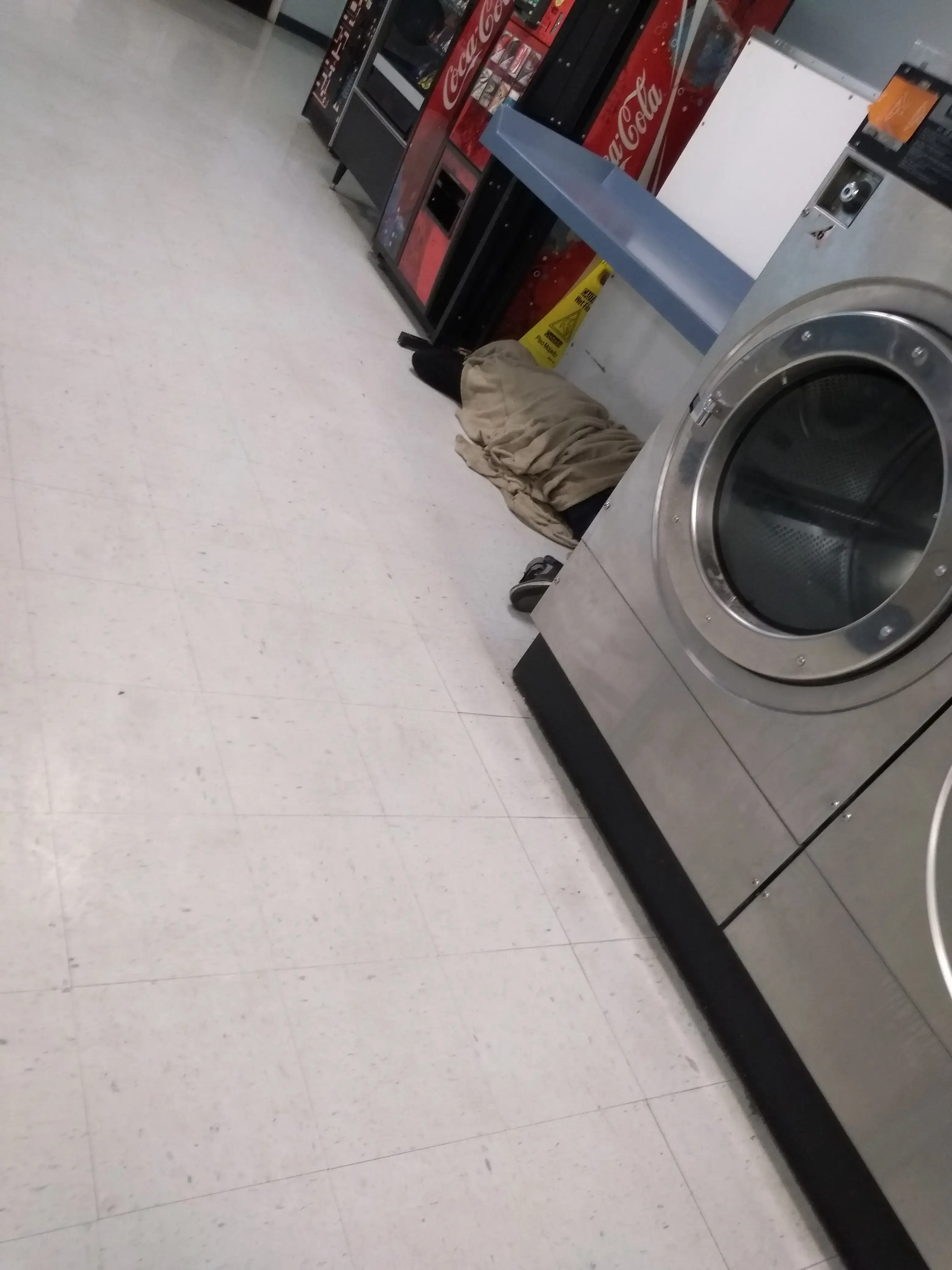 Sudz Coin Laundry - Image 10