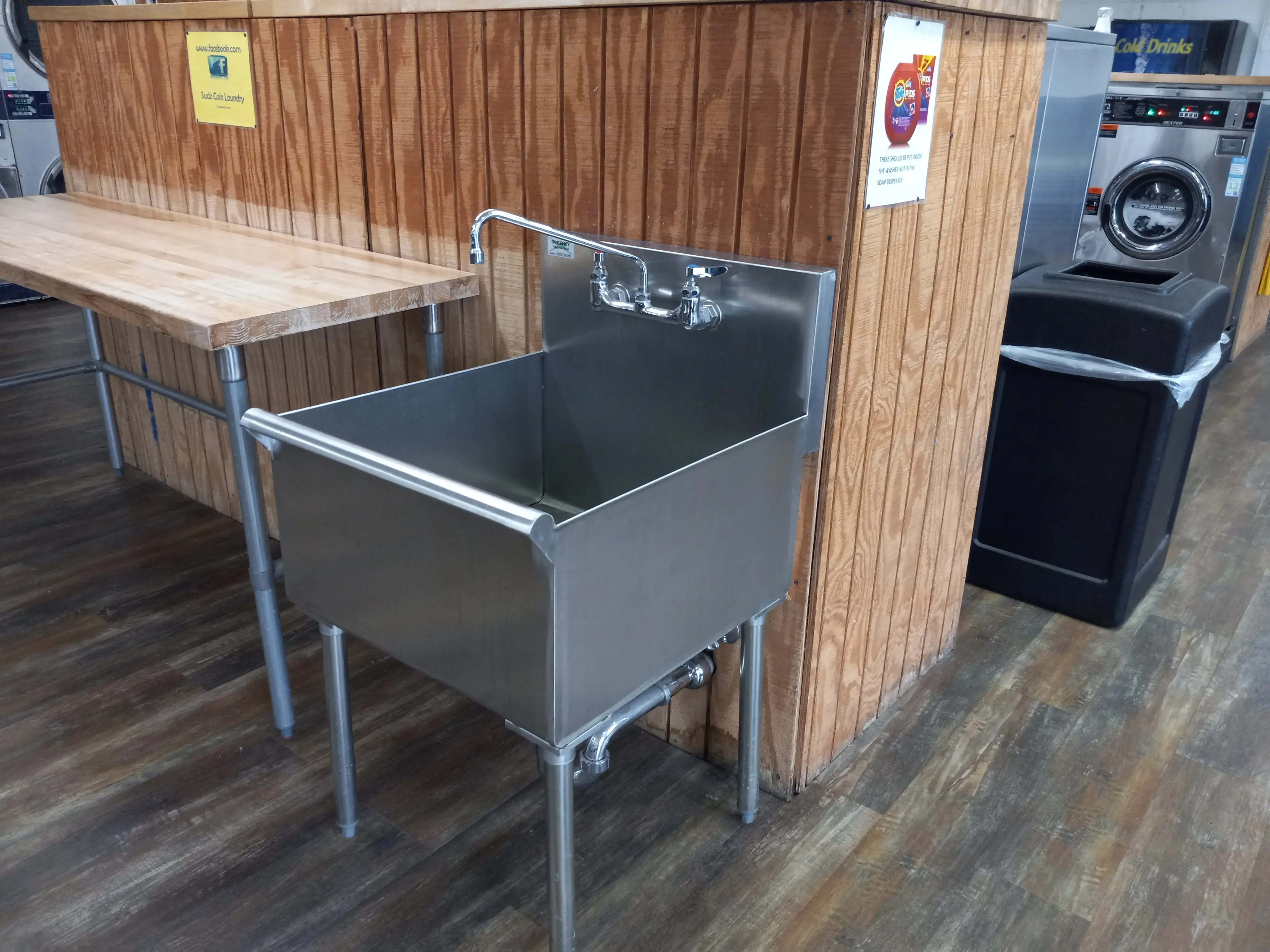Sudz Coin Laundry - Image 17