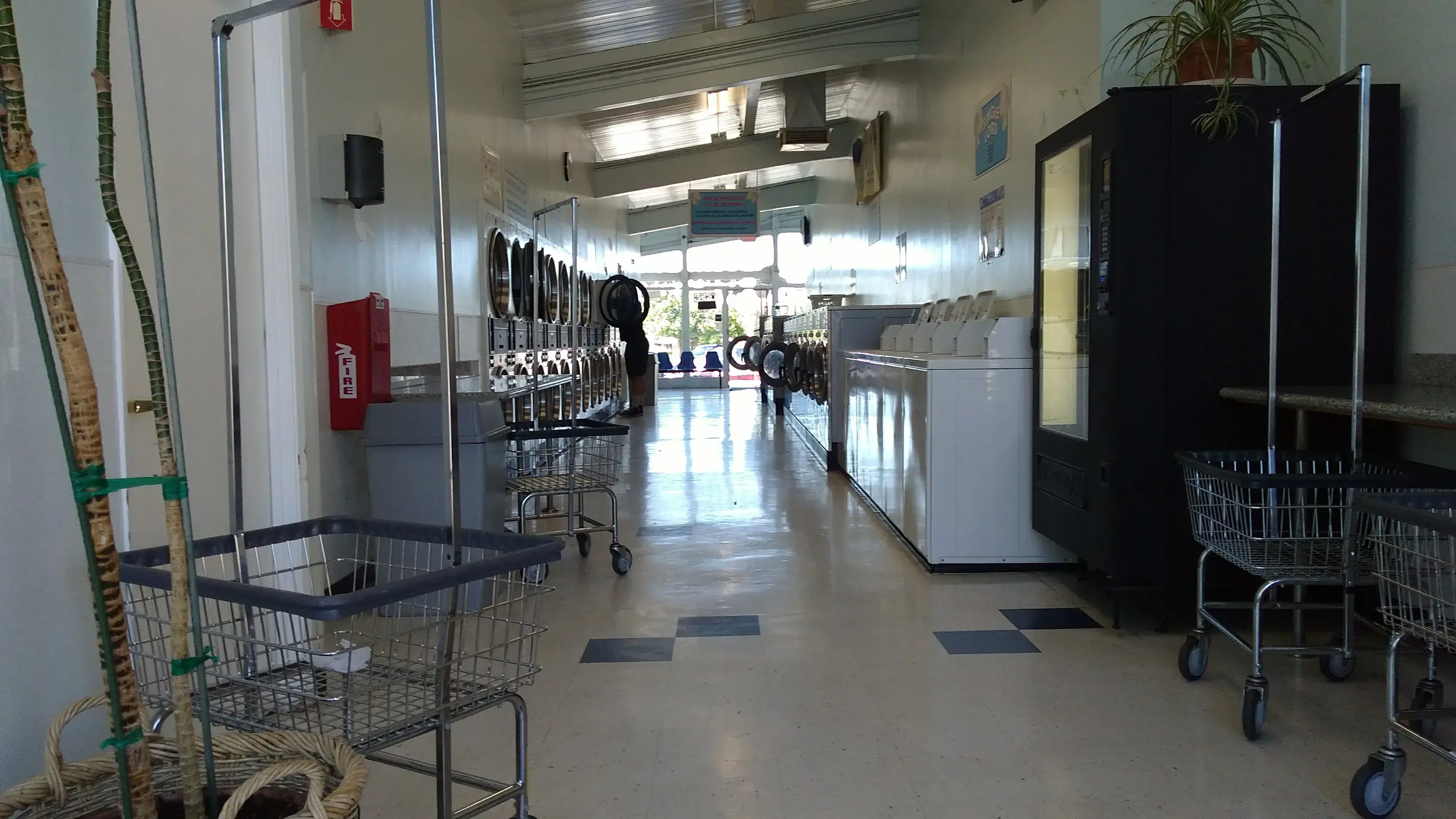 Sudz Coin Laundry thumbnail 13