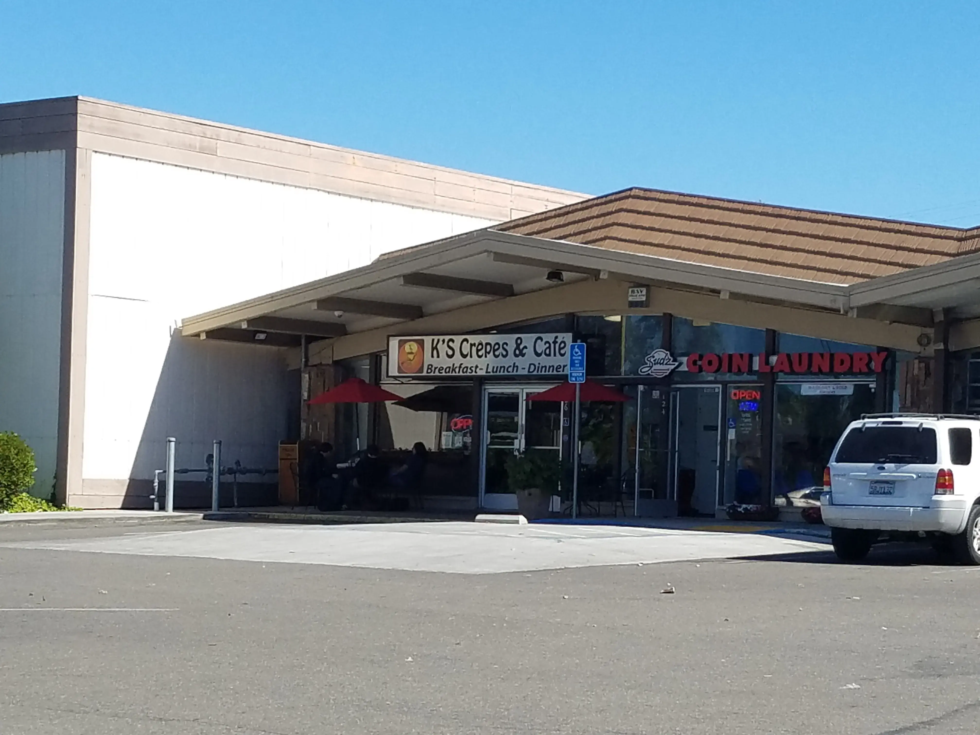 Sudz Coin Laundry thumbnail 6