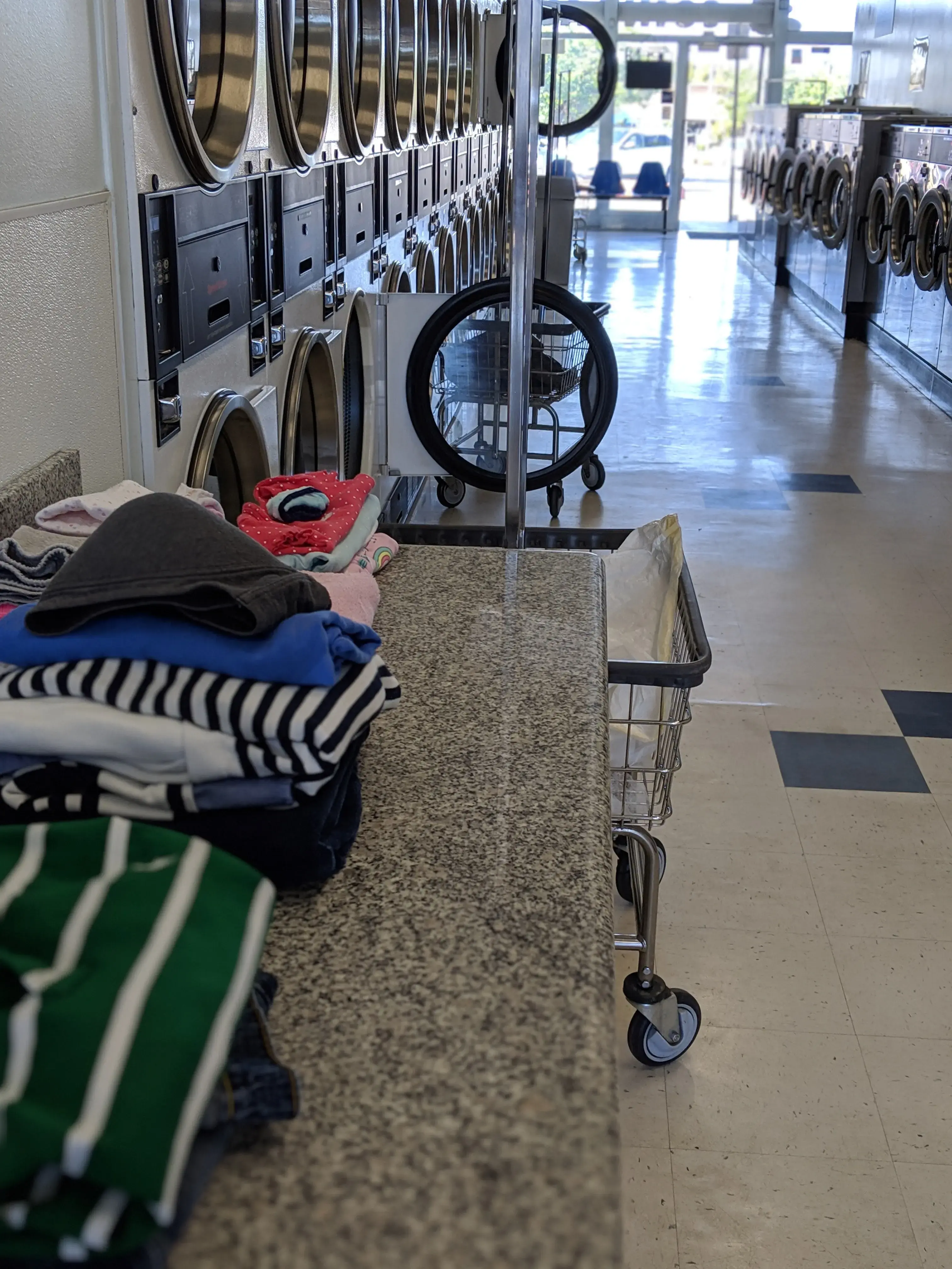 Sudz Coin Laundry - Image 7