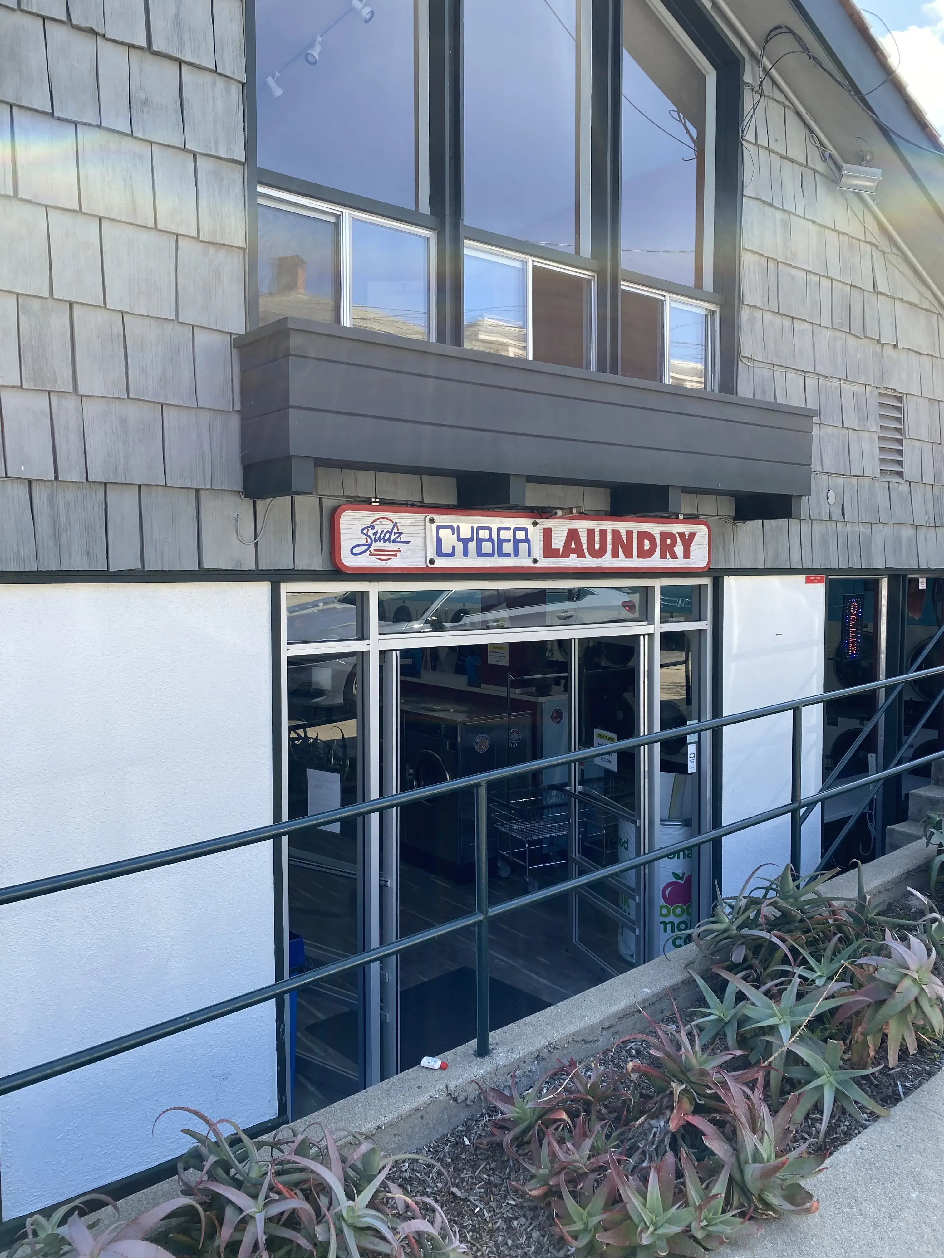 Sudz Cyber Laundry - Image 16