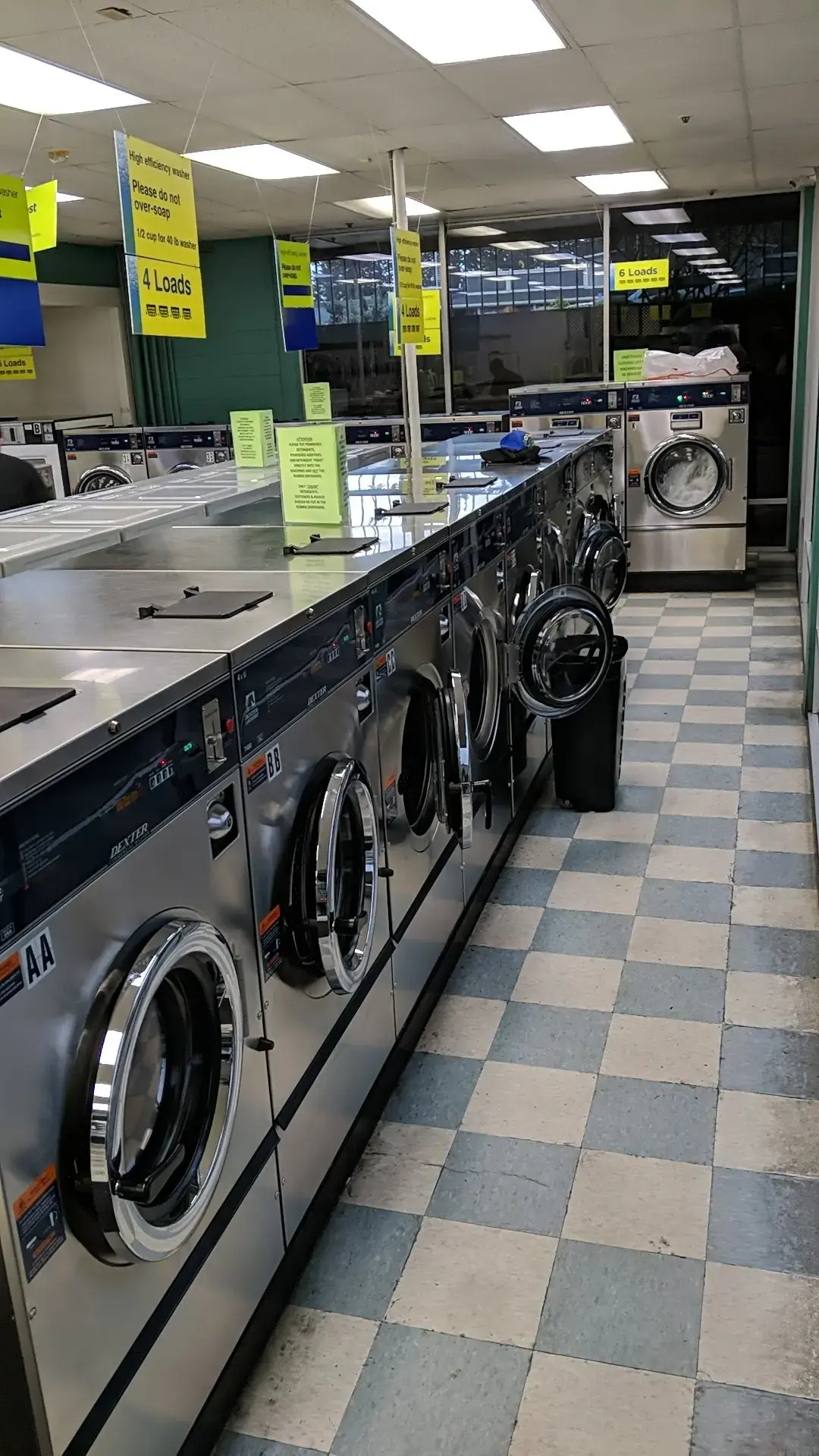 Sudz Laundrette - Image 2