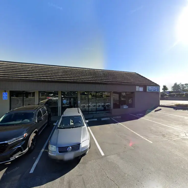 Sudz Laundrette - Image 17