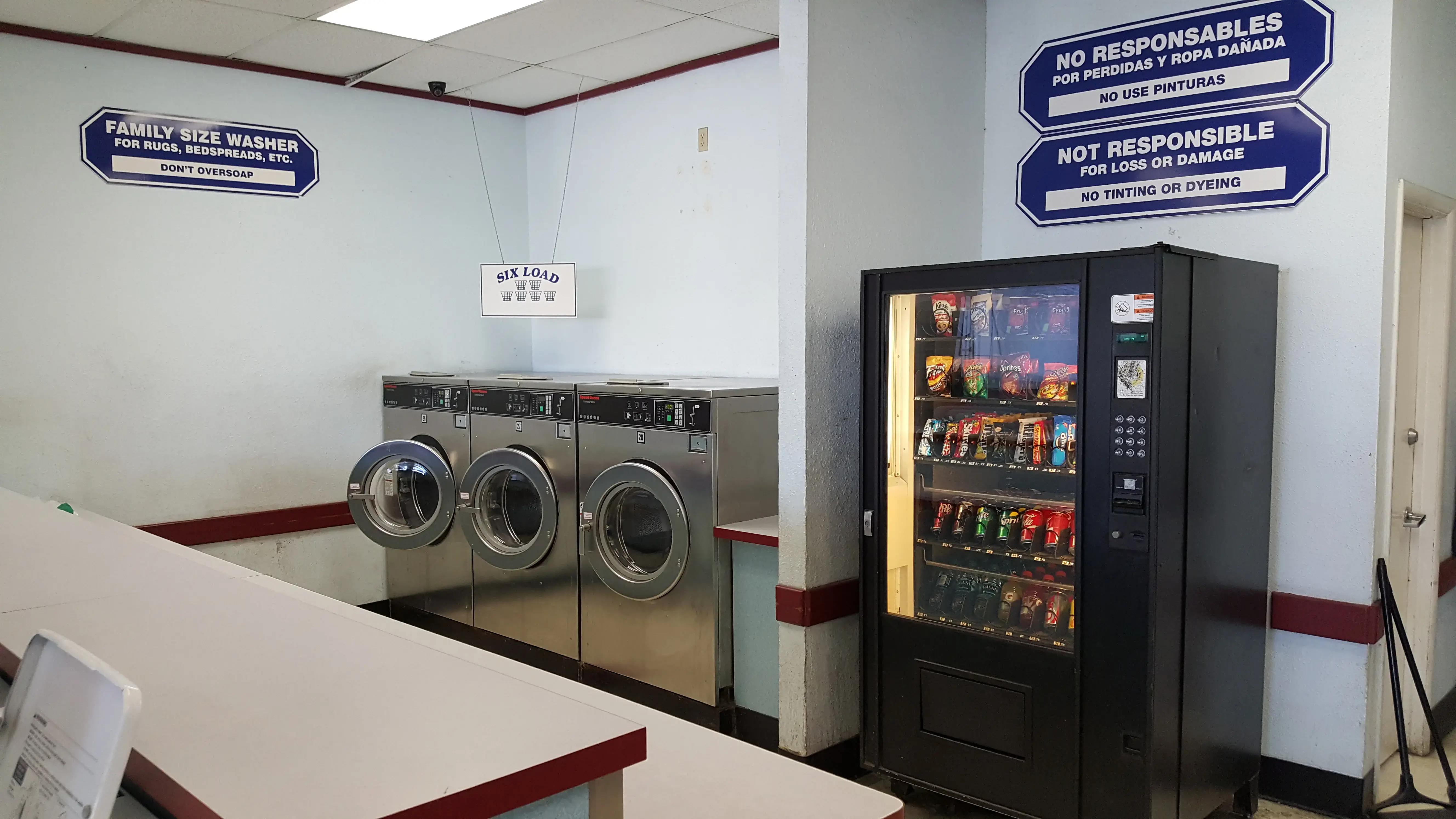 Sudz Laundromat thumbnail 13