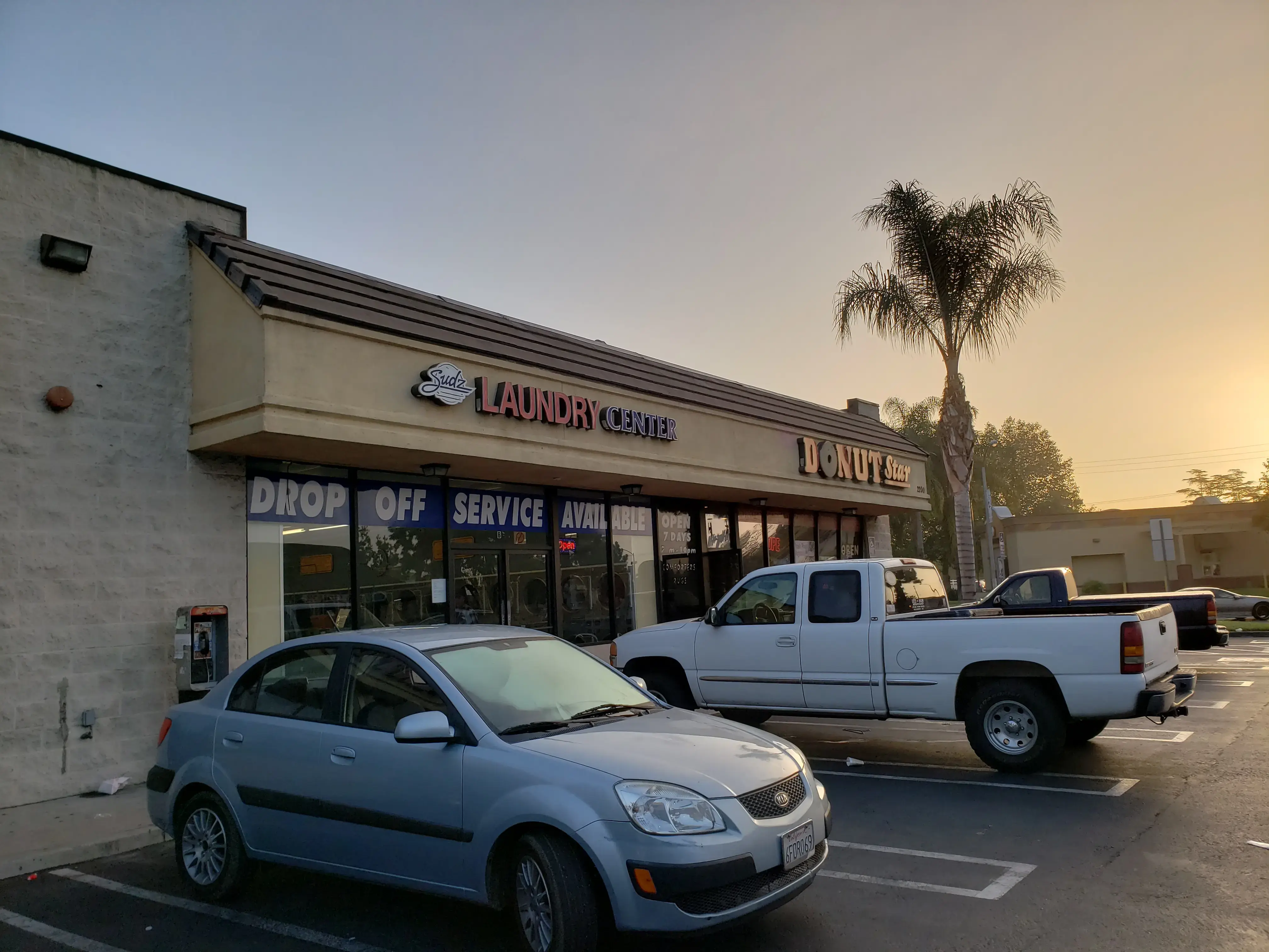 Sudz Laundry Center thumbnail 11