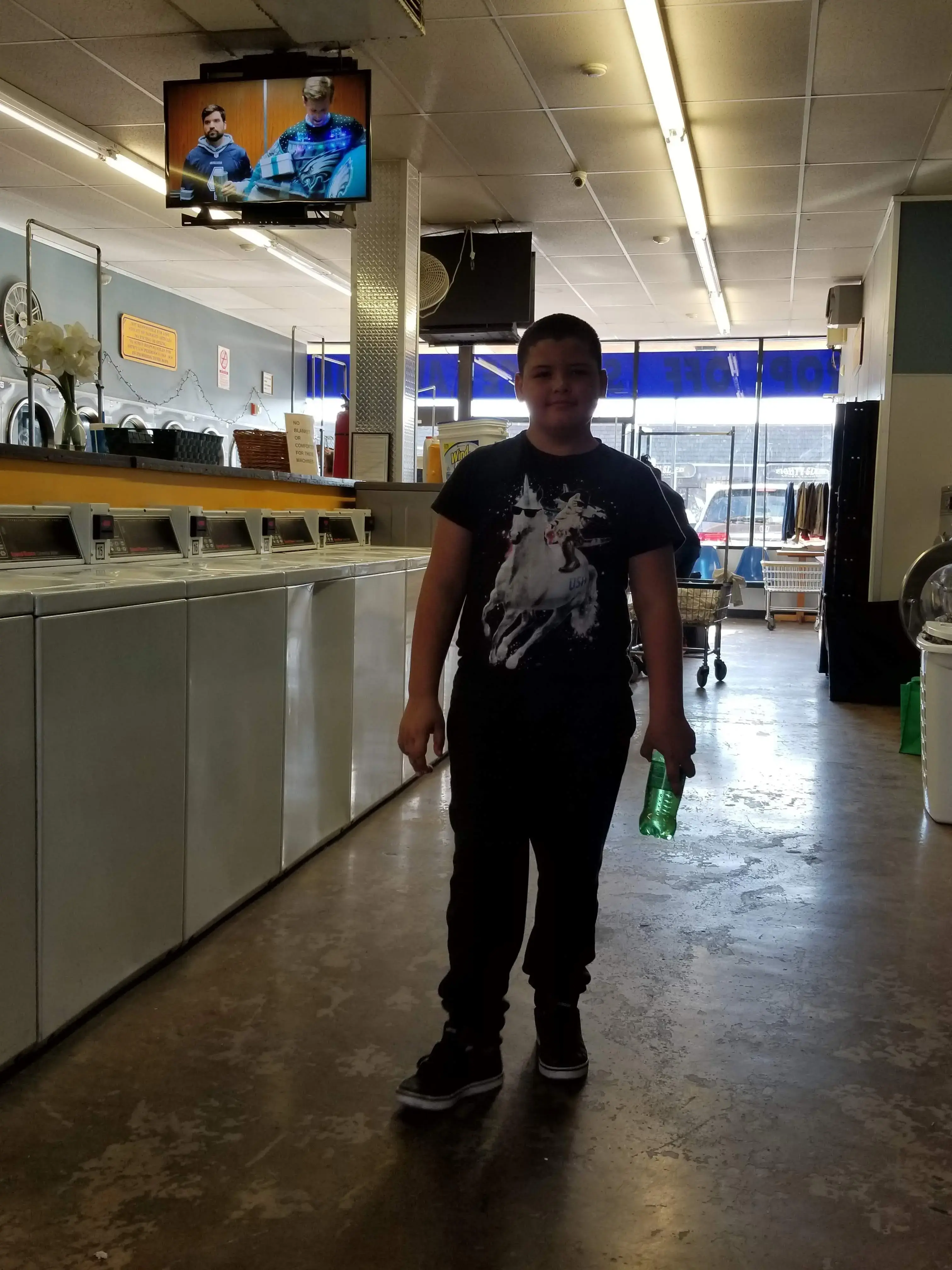 Sudz Laundry Center thumbnail 5