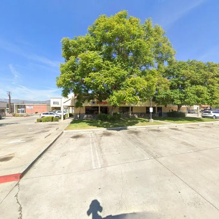 Sudz Laundry House, Covina - Image 7