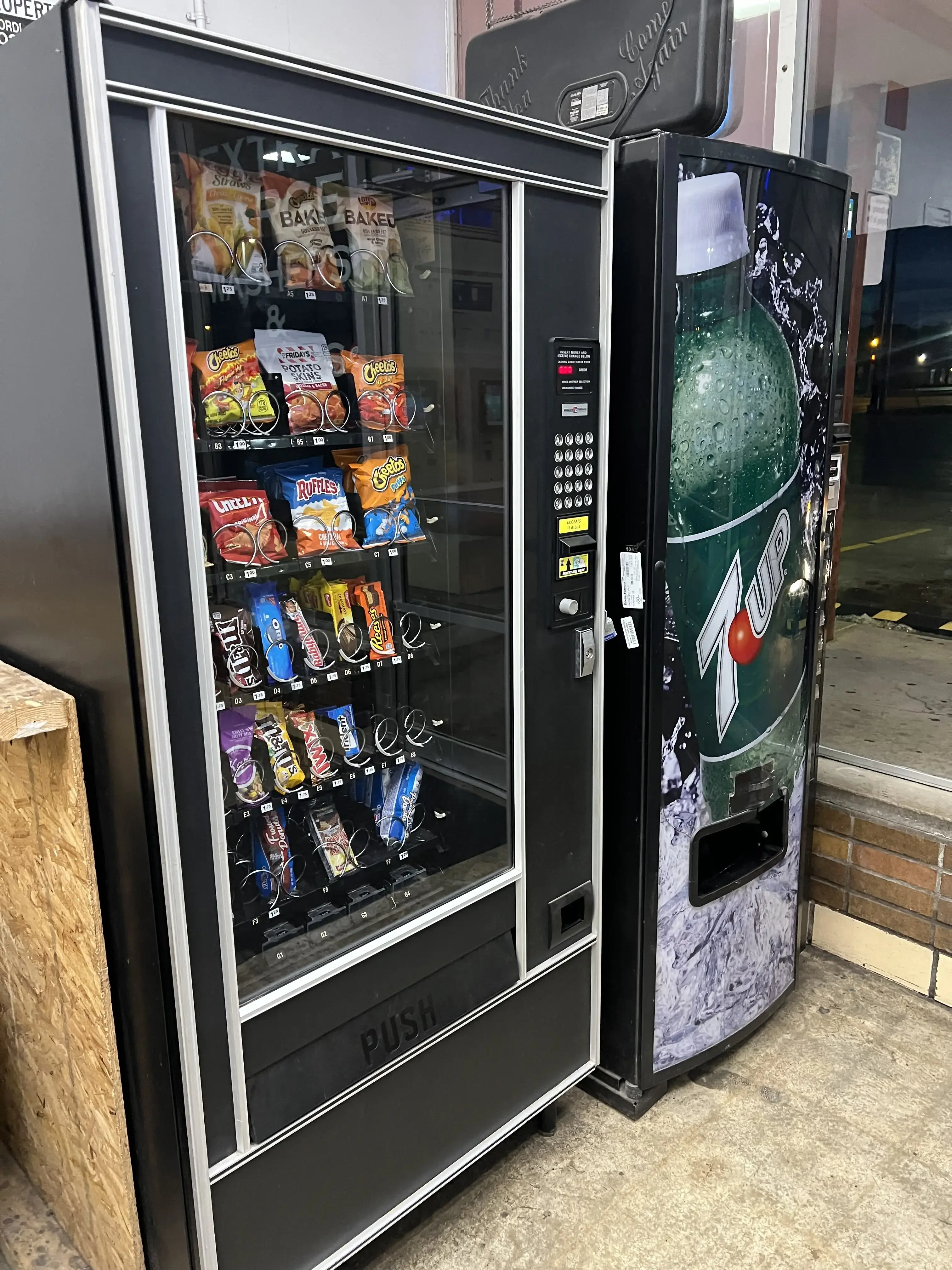 SUDZ WASH Laundromat- Granite City thumbnail 10