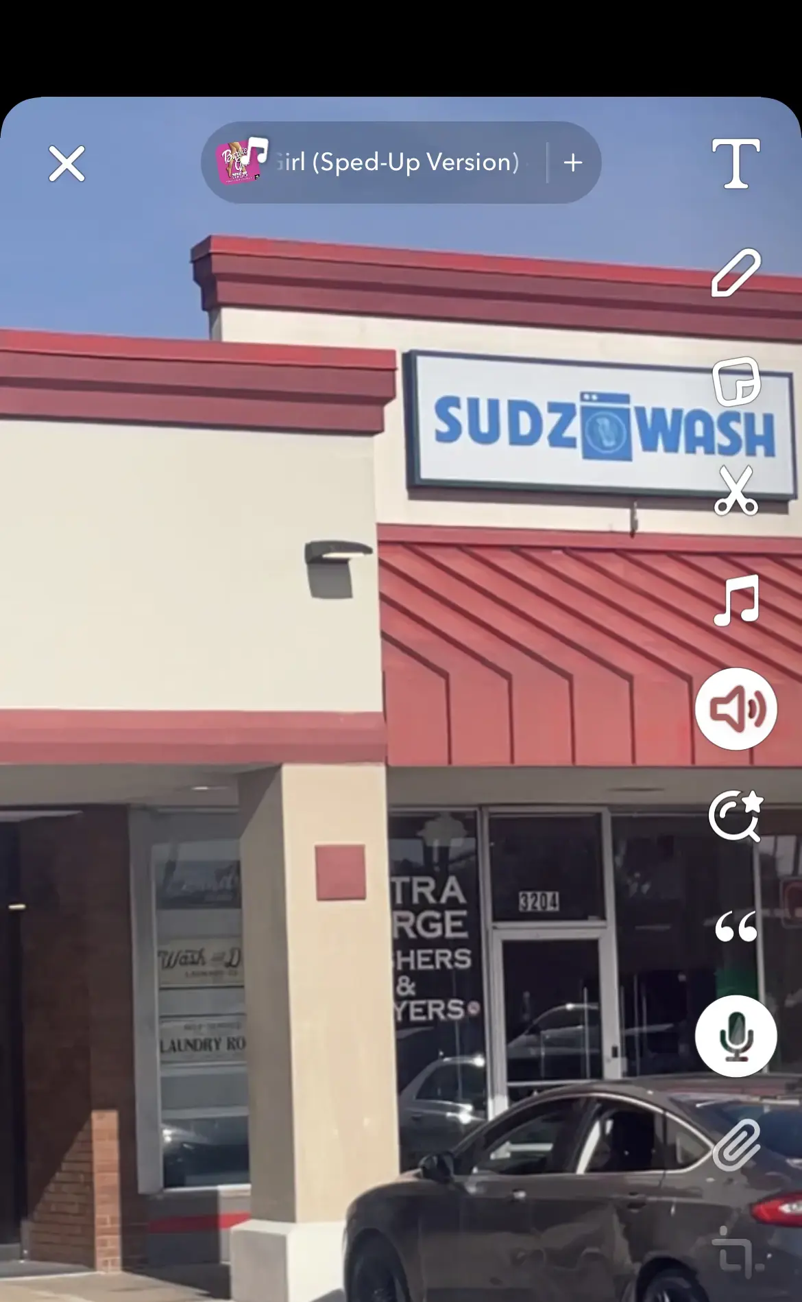 SUDZ WASH Laundromat- Granite City thumbnail 8