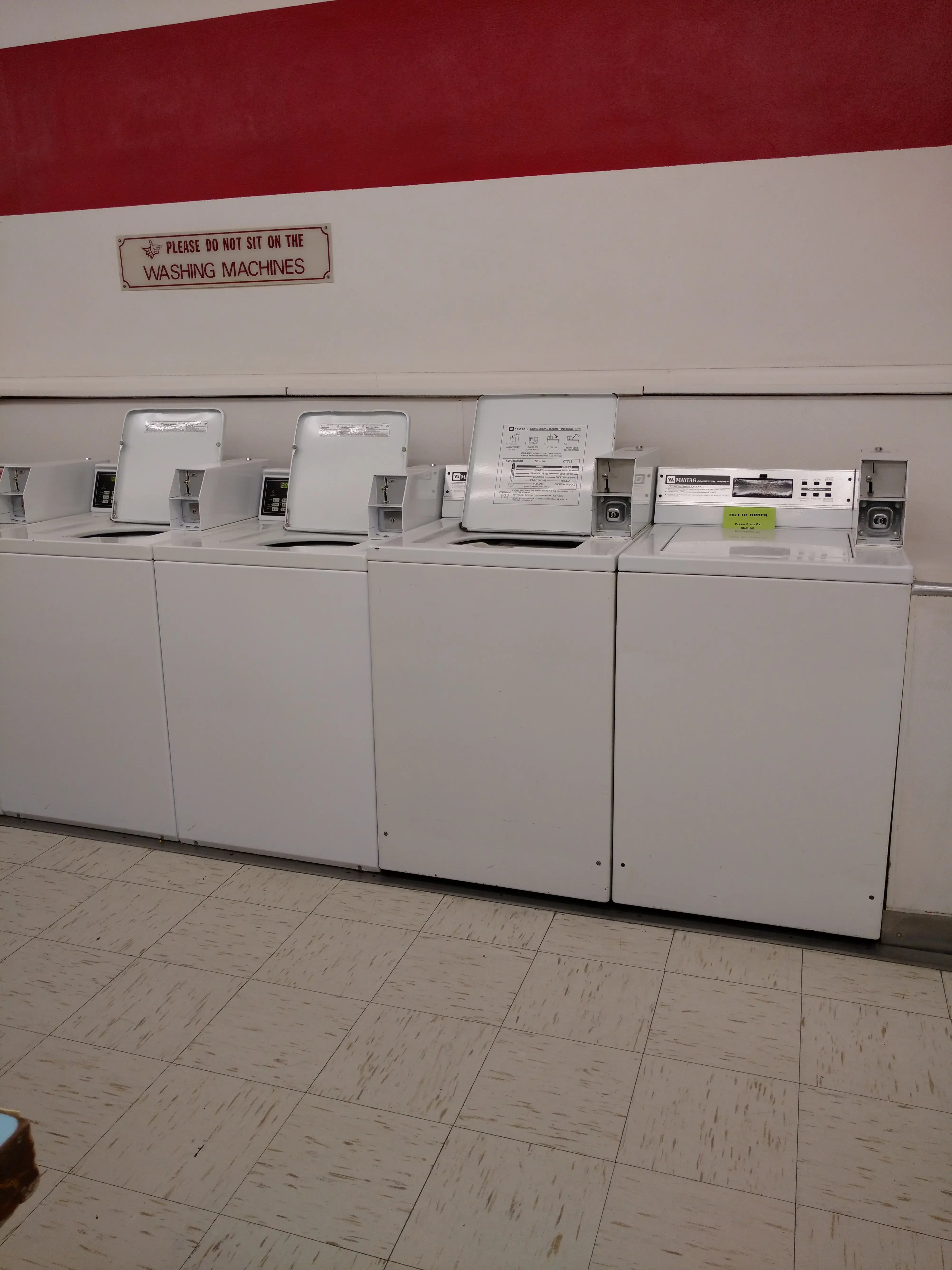 Sudz Wash Laundromat-Edwardsville thumbnail 7