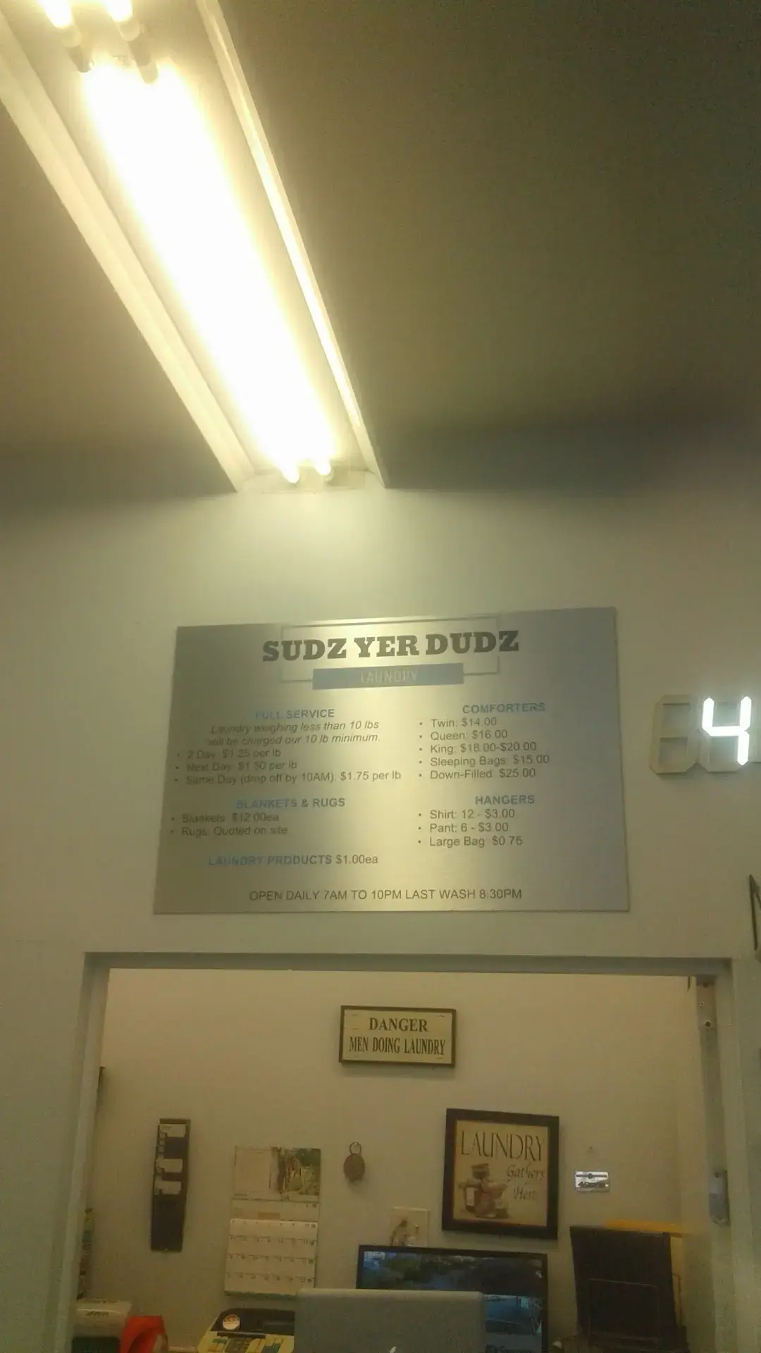 Sudz Yer Dudz Laundromat - Image 12