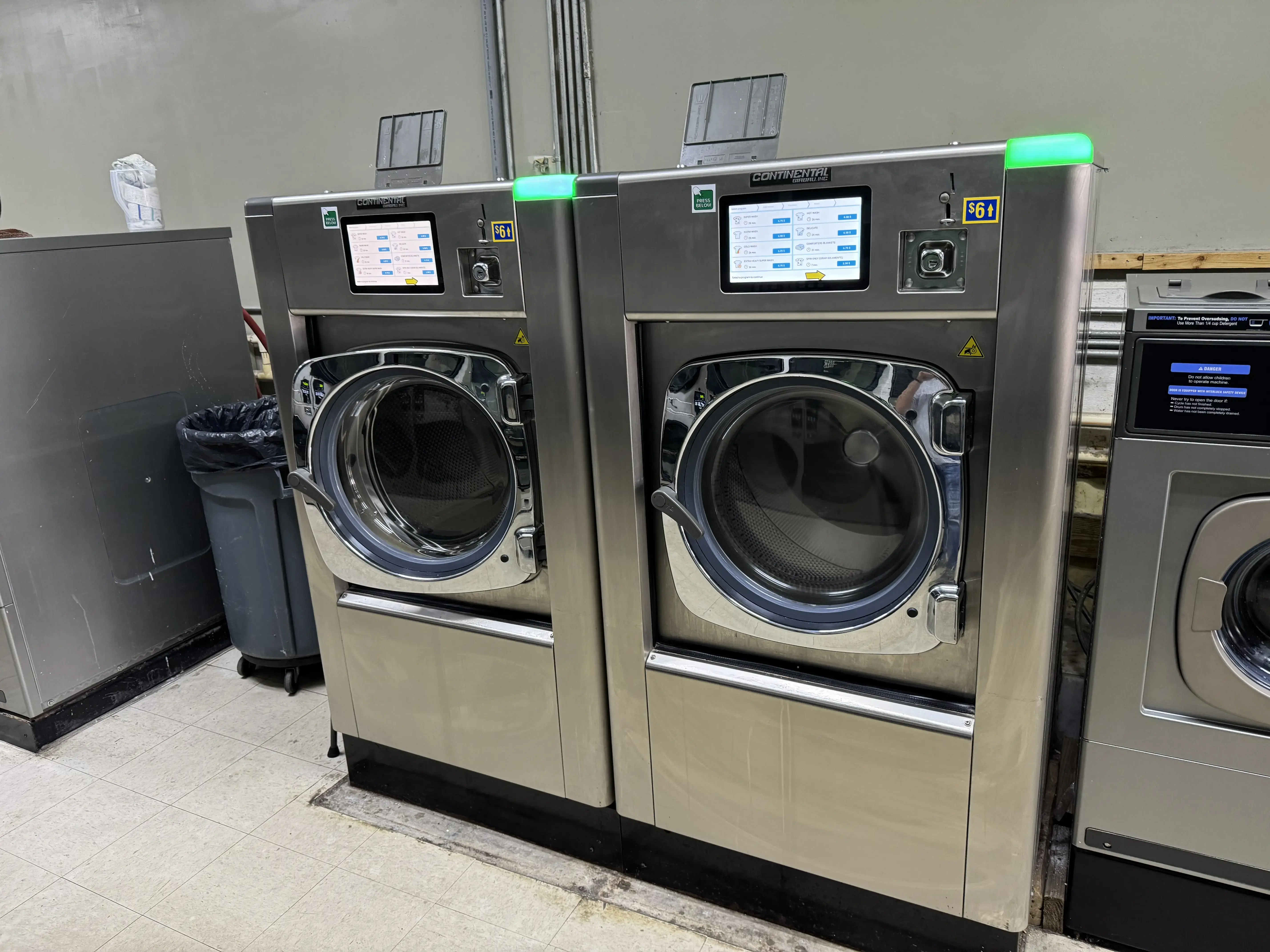Sudzies Laundromat and Alterations thumbnail 9