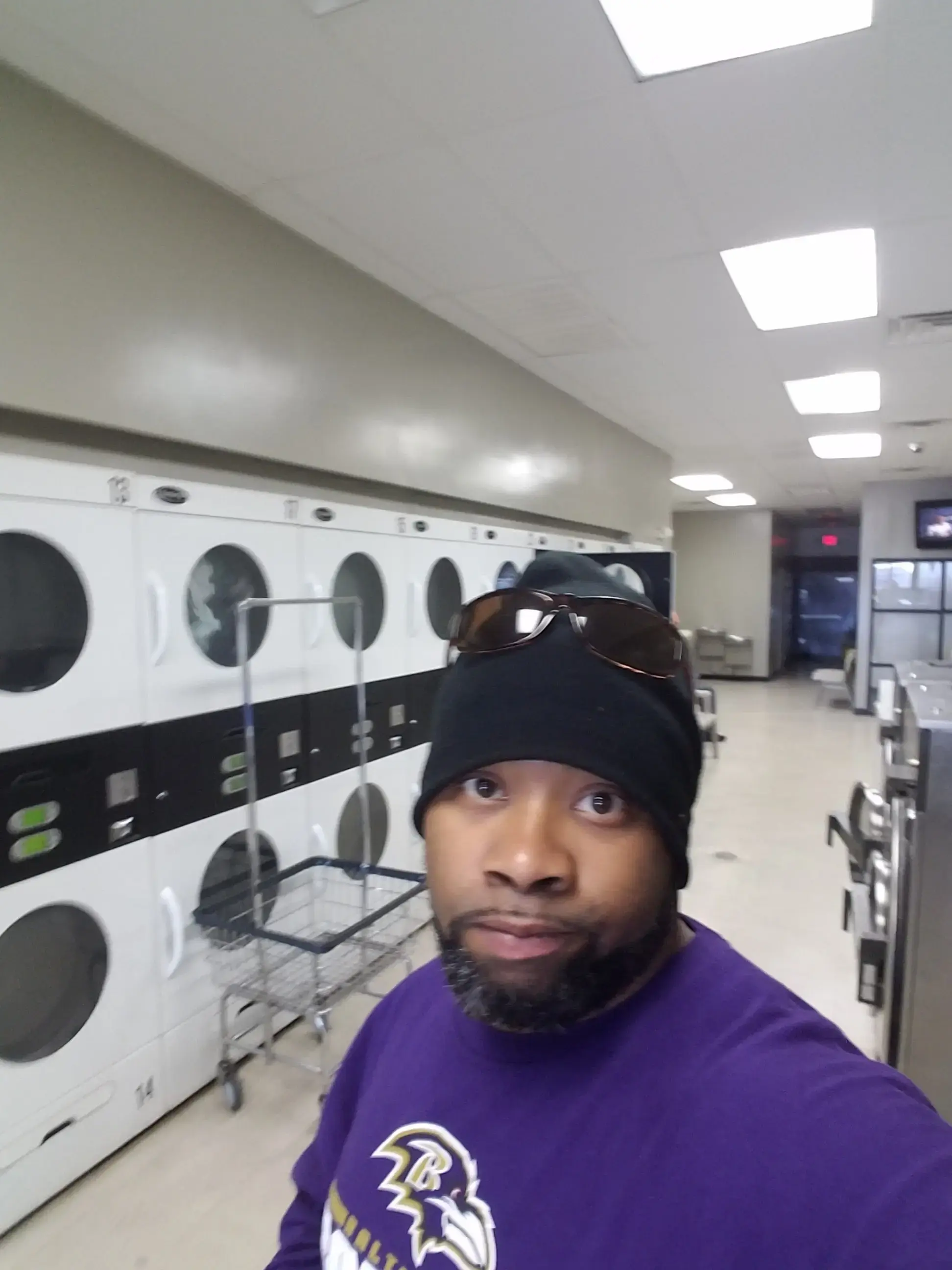 Sudzies Laundromat and Alterations thumbnail 16