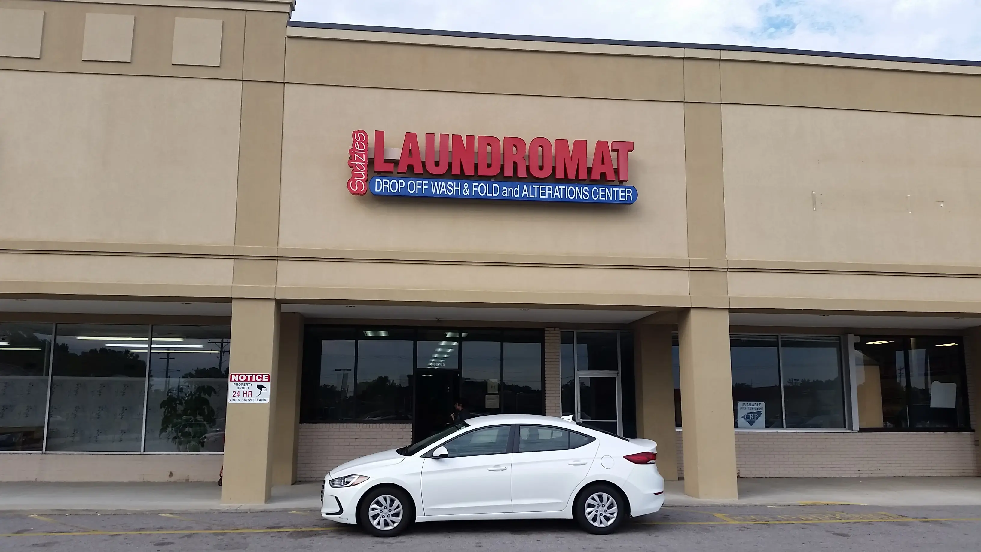 Sudzies Laundromat and Alterations thumbnail 2