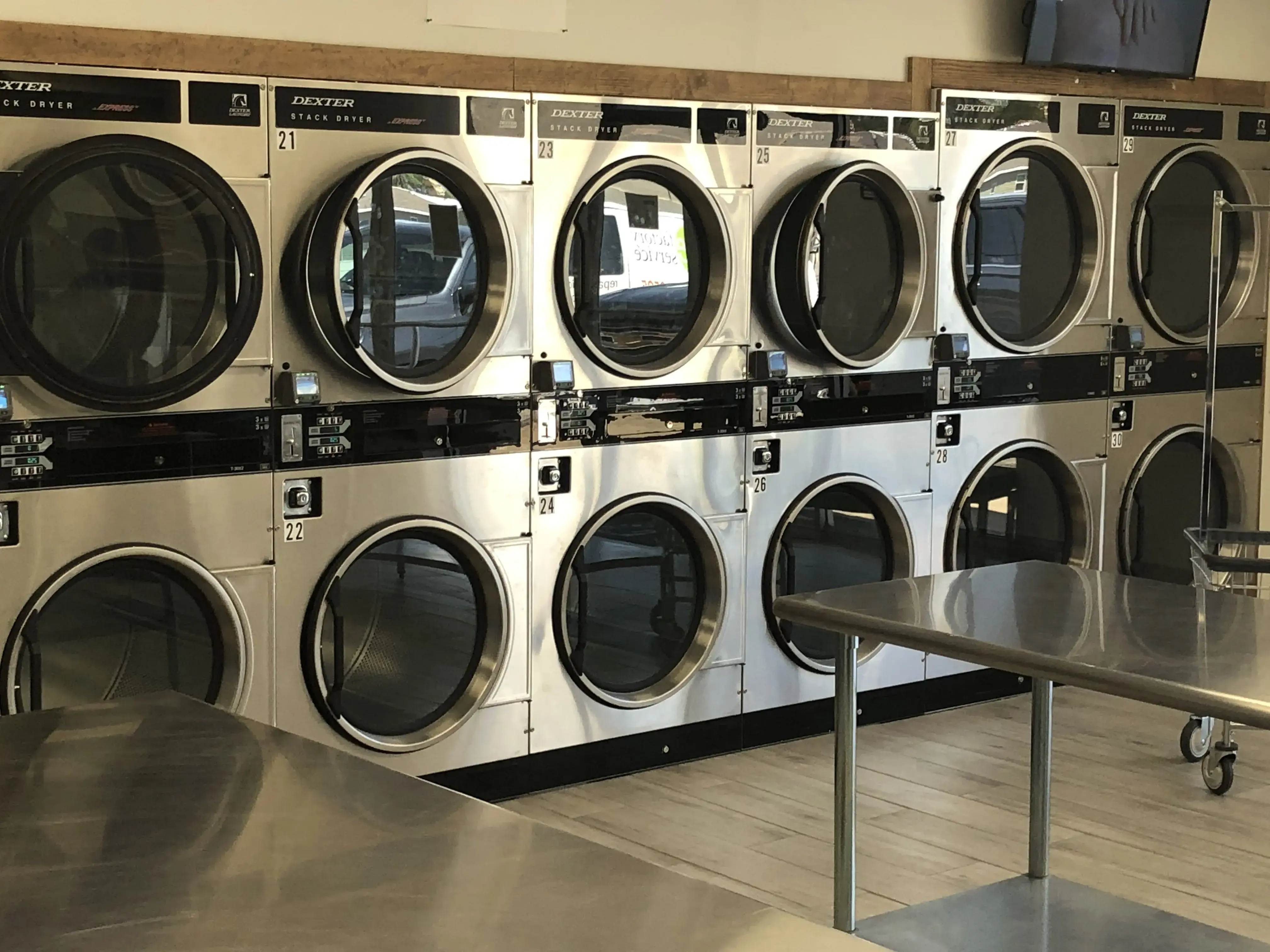 Sudzz Laundromat - Image 1