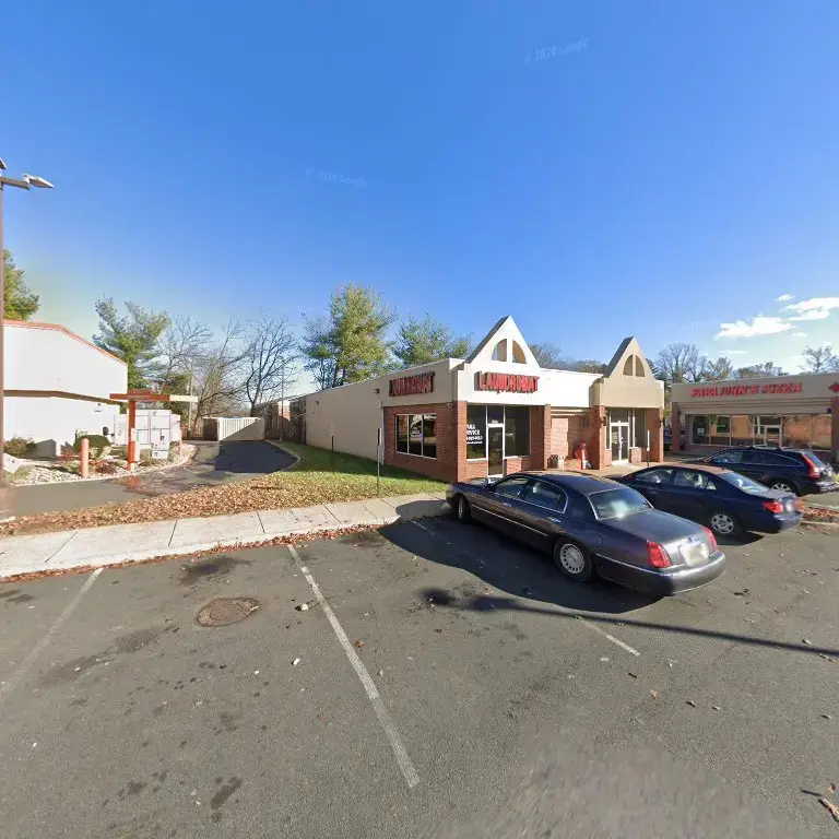 Sue's Laundromat - Image 9