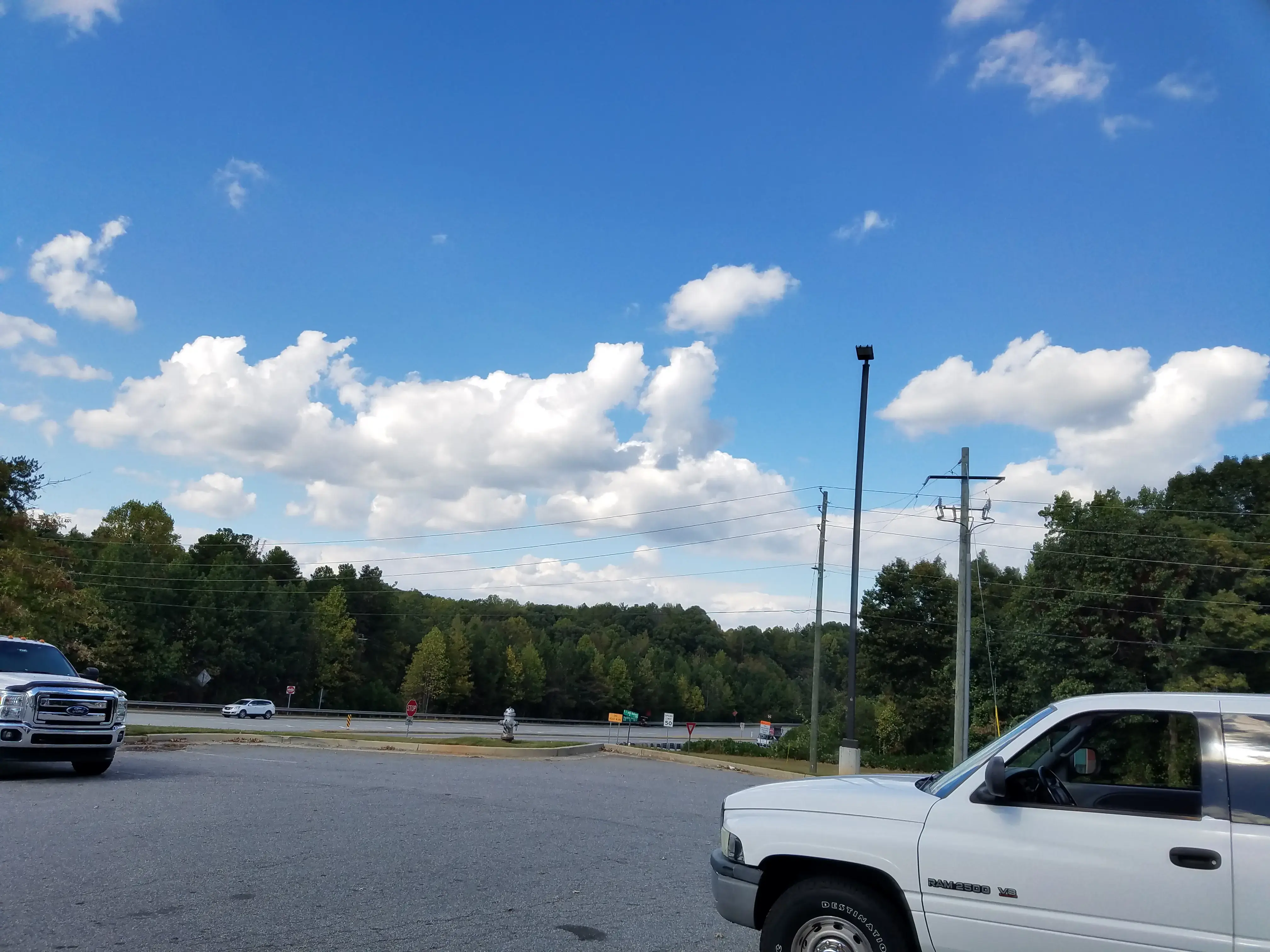 Sugar Hill Coin Laundry - Image 14