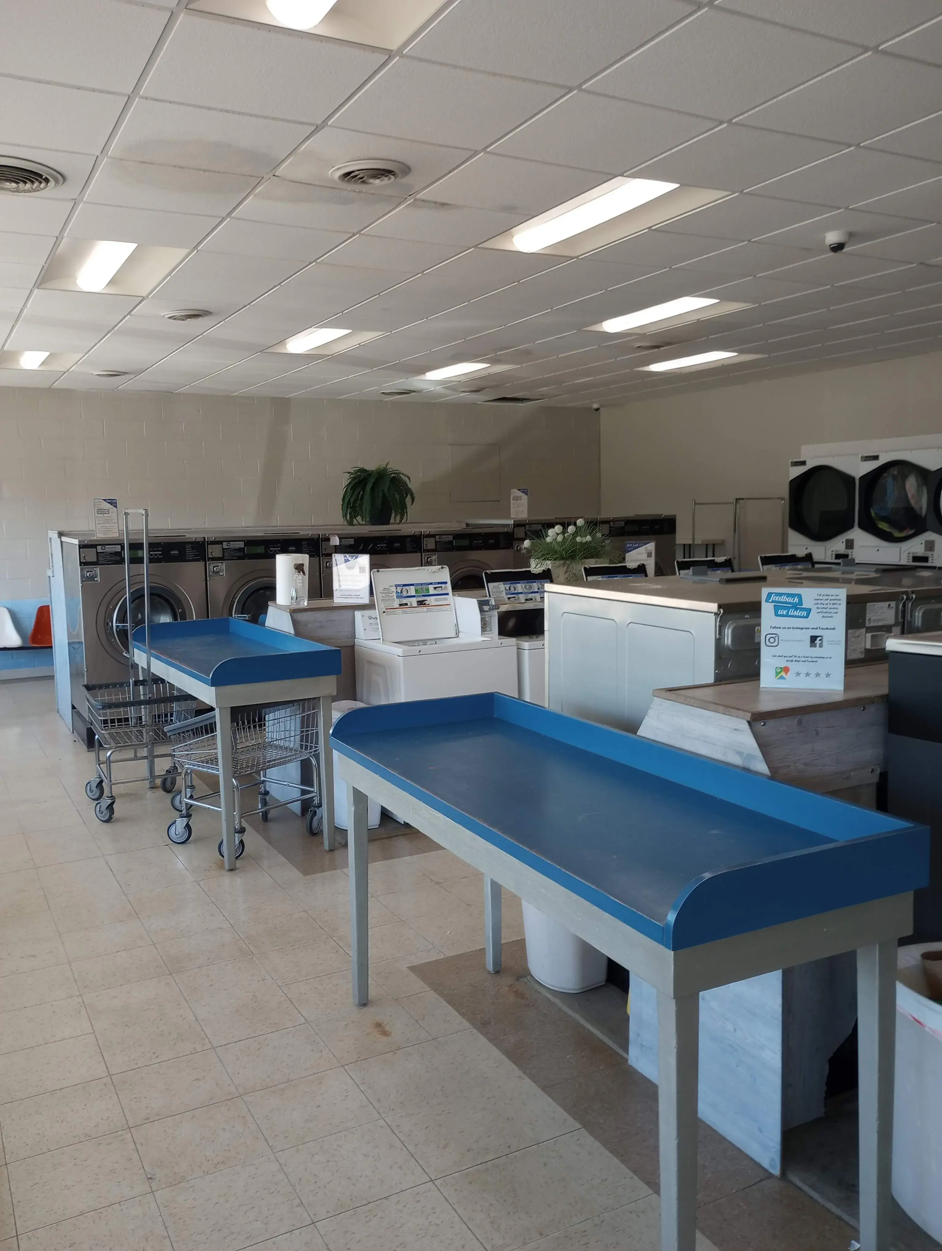 Sugarcreek Suds Laundromat thumbnail 16