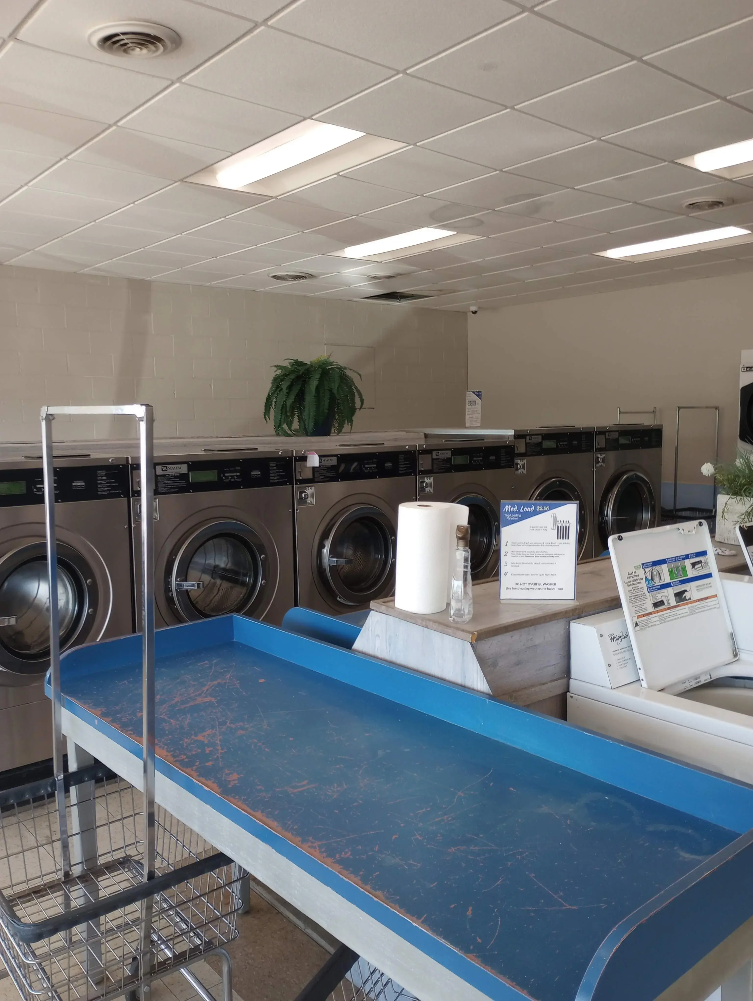 Sugarcreek Suds Laundromat - Image 19