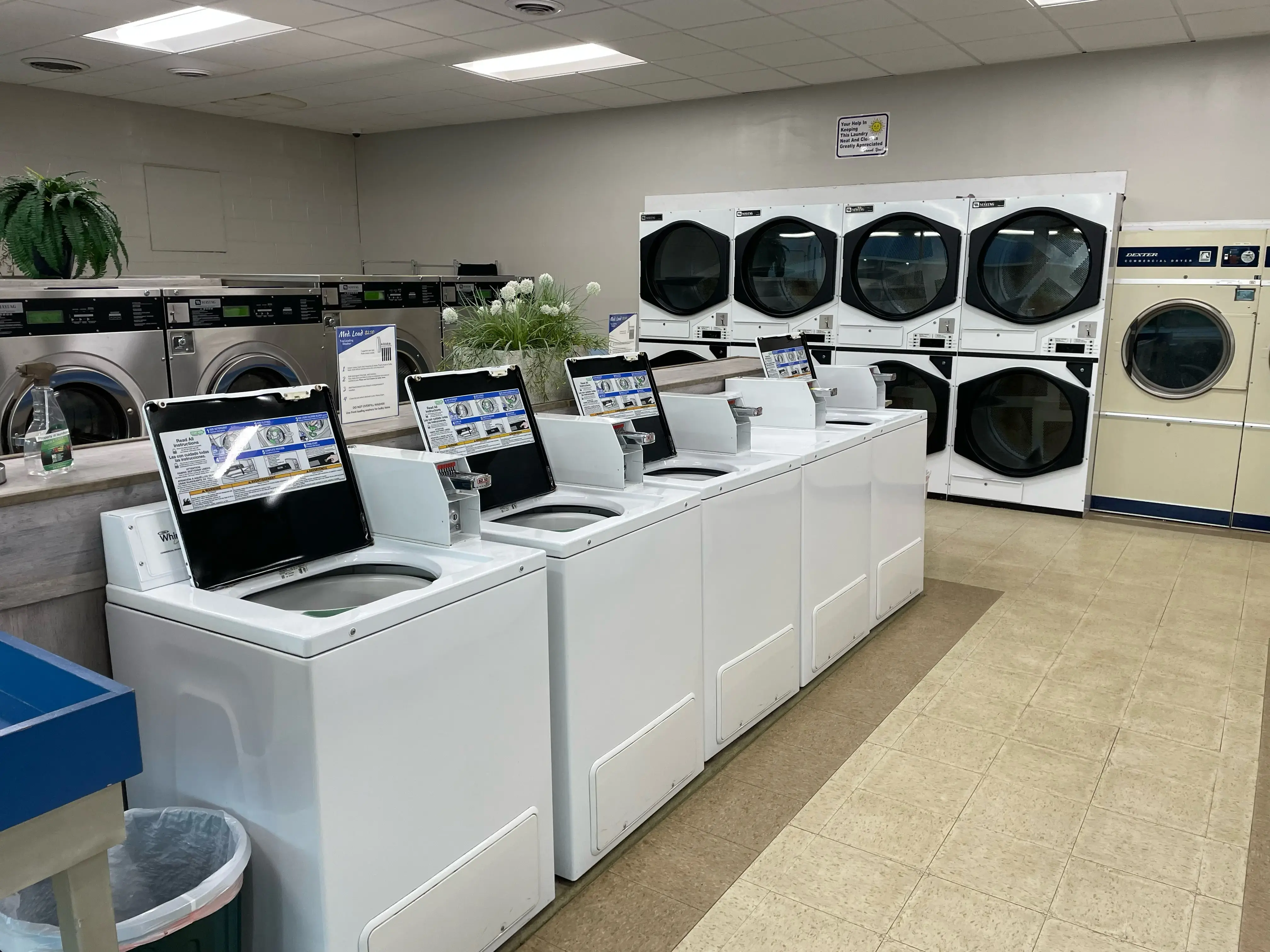 Sugarcreek Suds Laundromat thumbnail 15