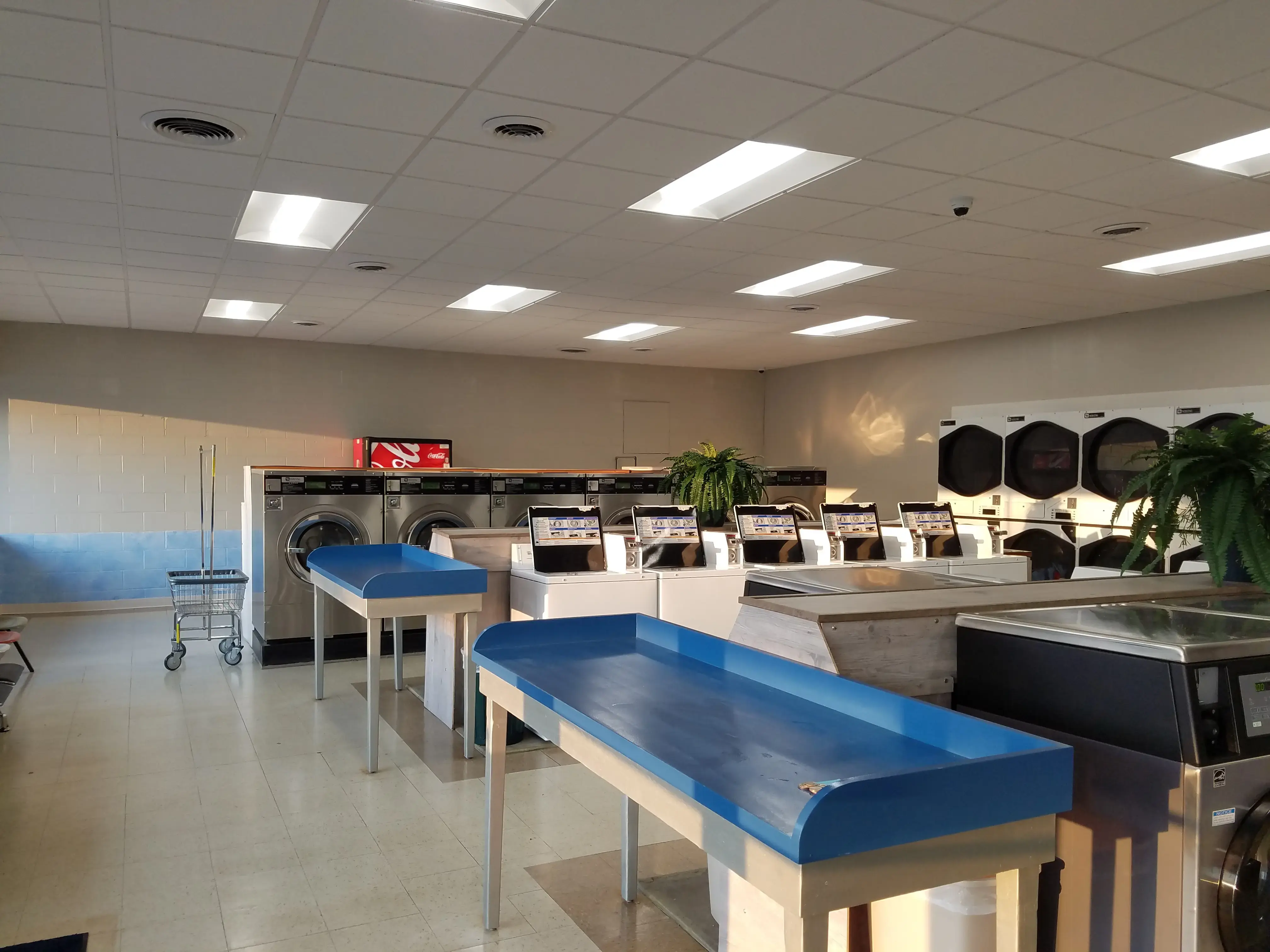 Sugarcreek Suds Laundromat thumbnail 18