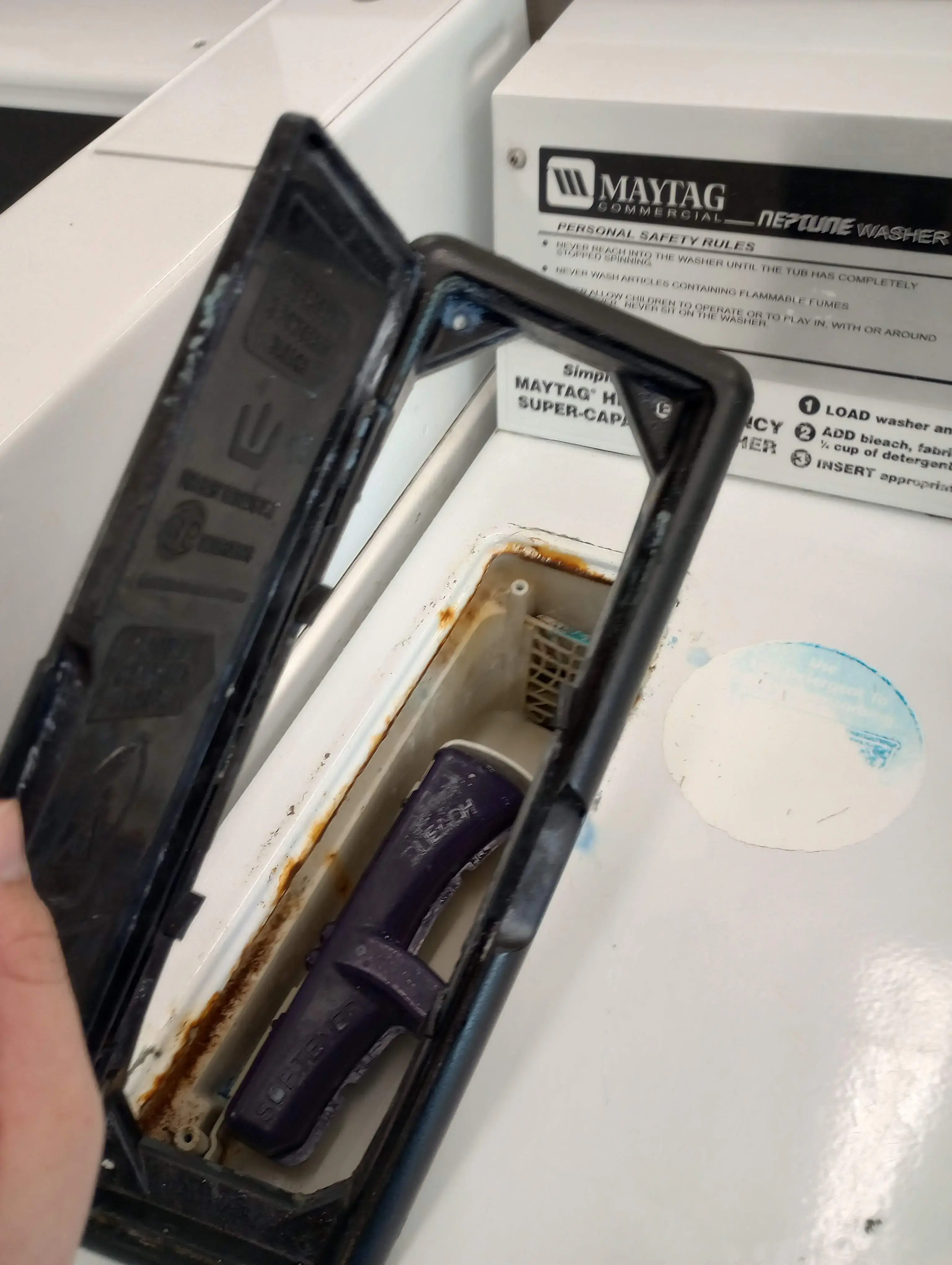 Sugarcreek Suds Laundromat thumbnail 10