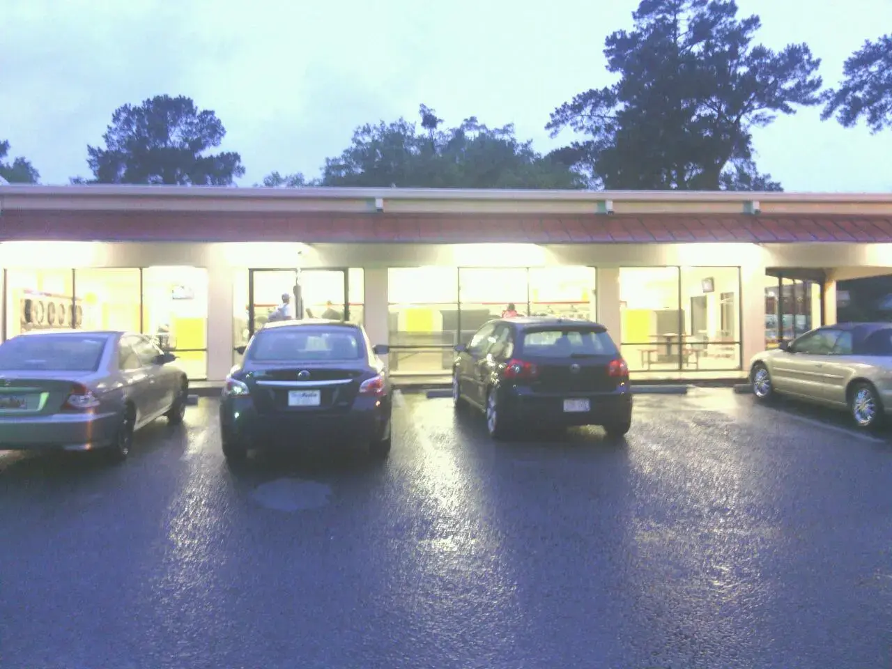 Summerville Laundry - Image 14