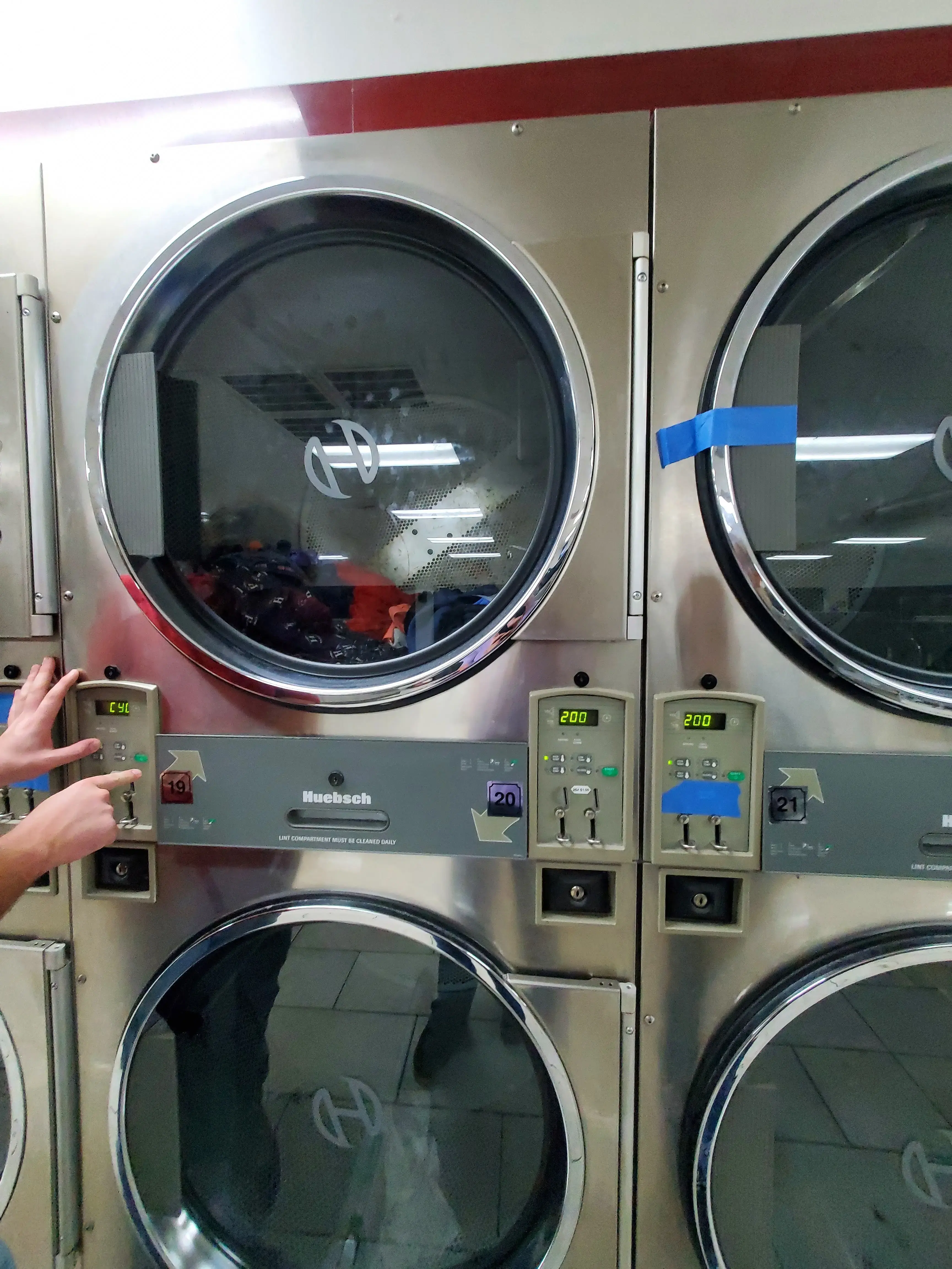 Summerville Laundry thumbnail 3