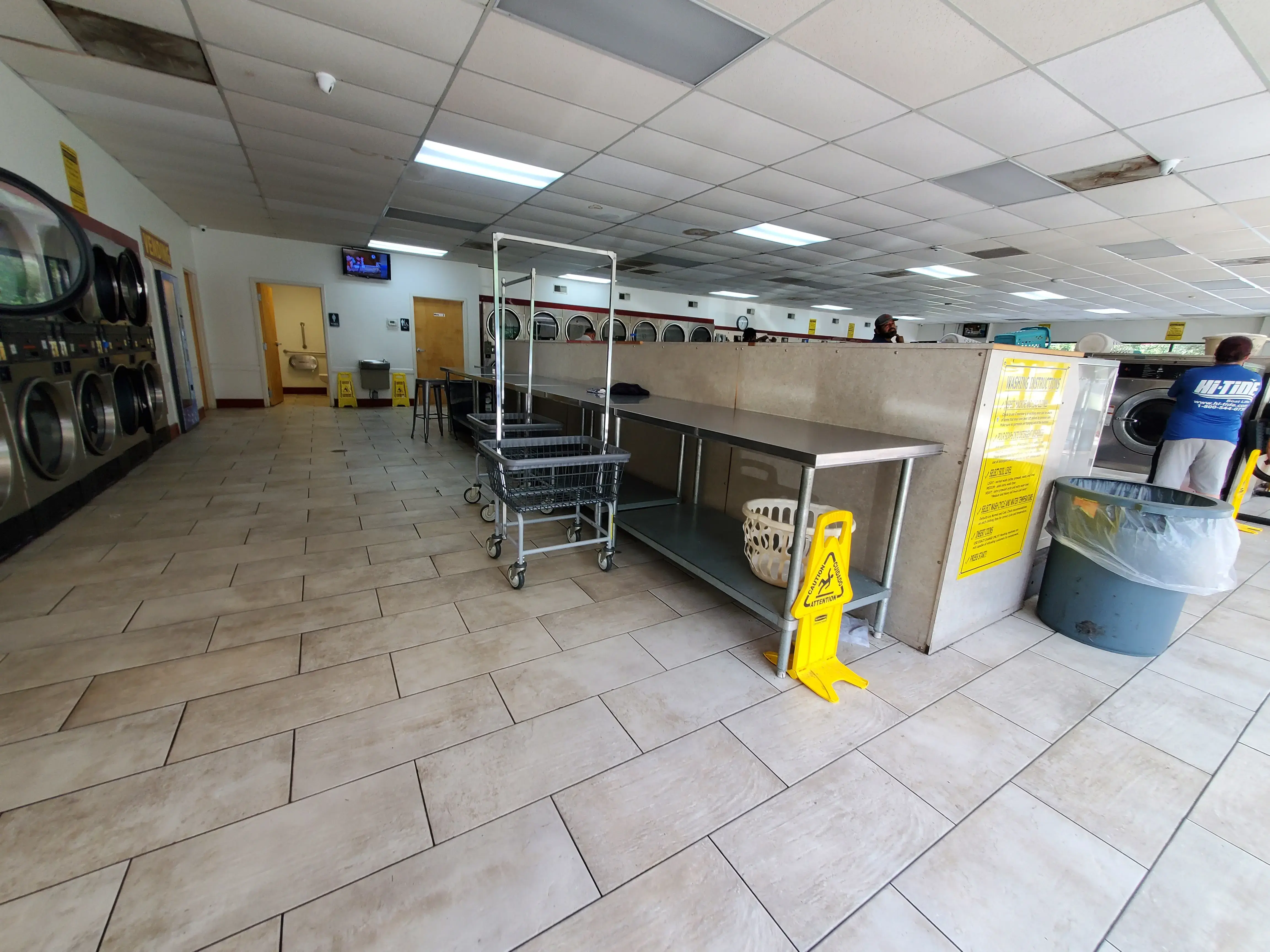 Summerville Laundry thumbnail 19