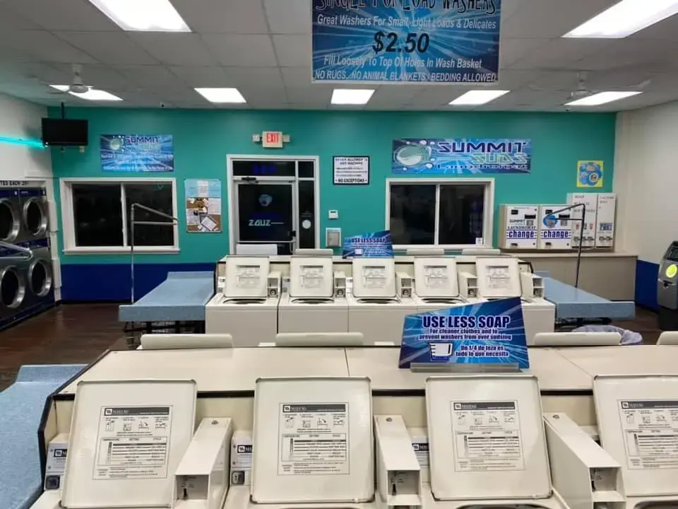 Summit Suds Laundromat thumbnail 11