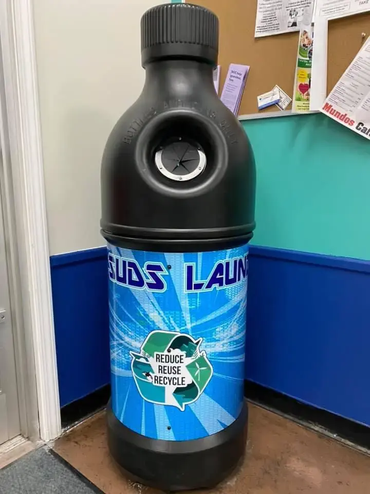 Summit Suds Laundromat thumbnail 13
