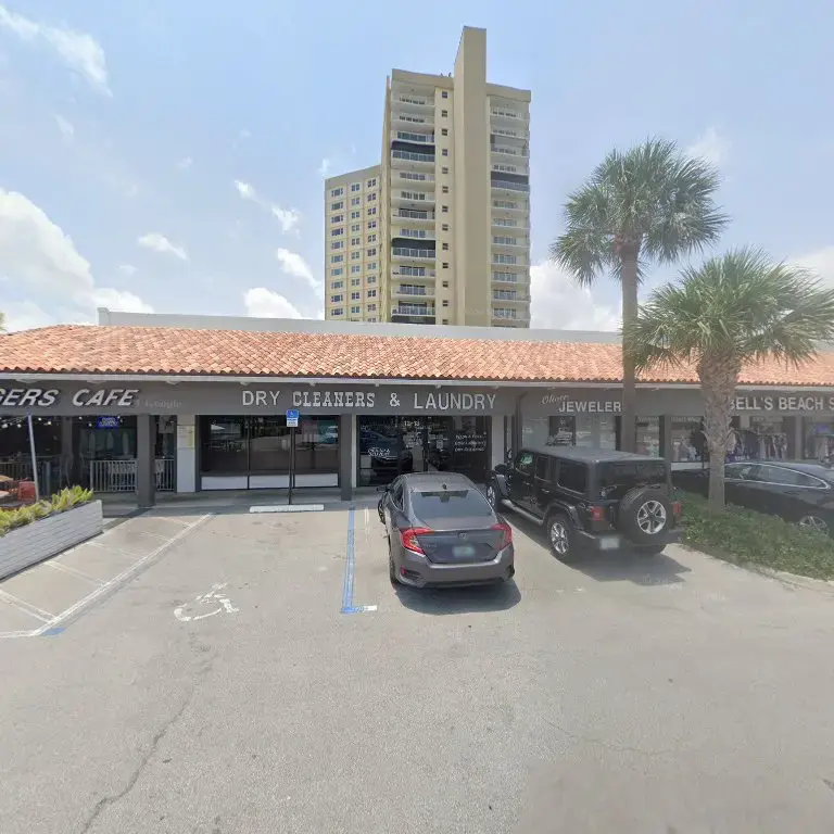 Sun Beach Laundry - Image 15