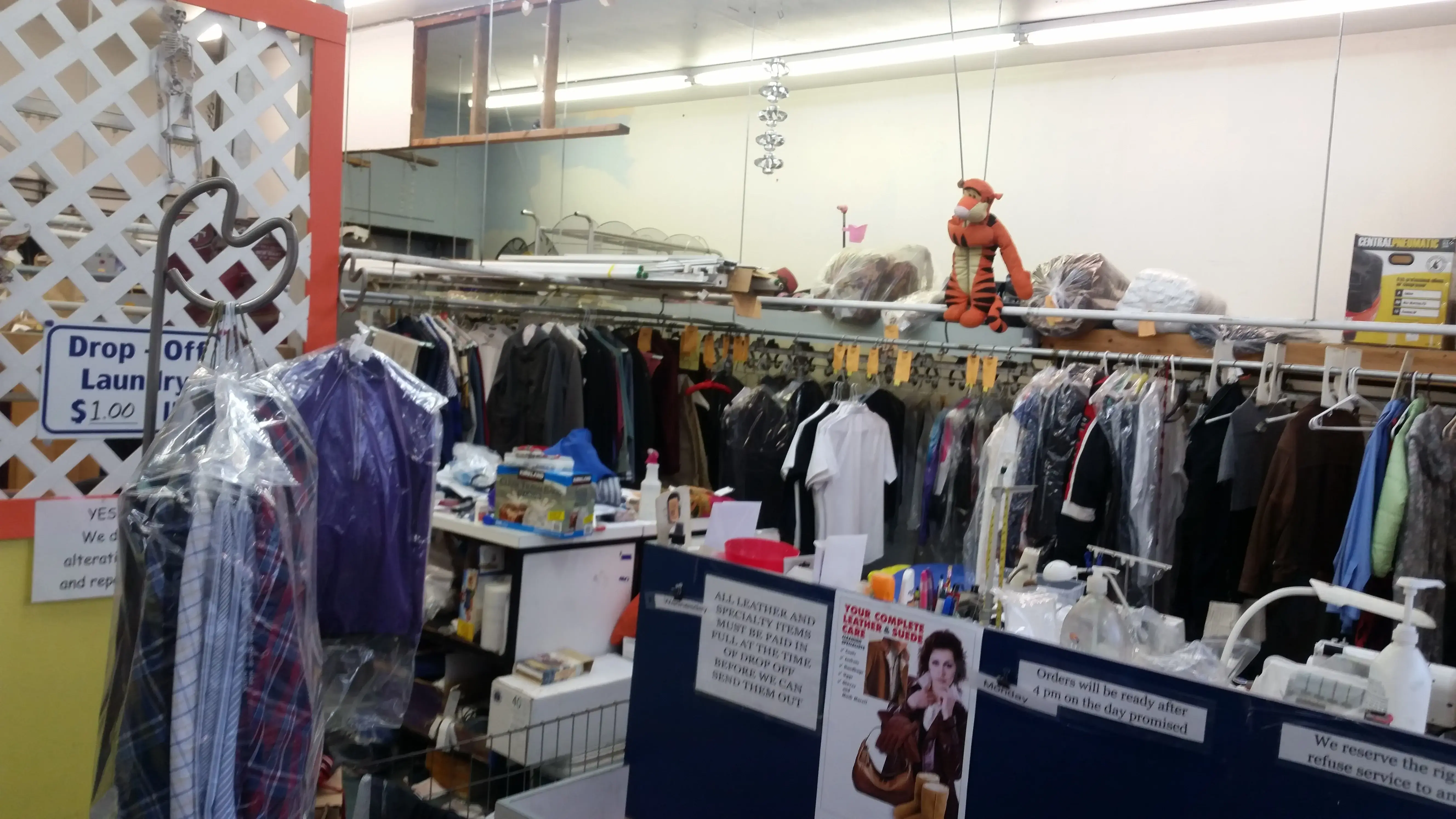 Sun Brite Cleaners - Image 2