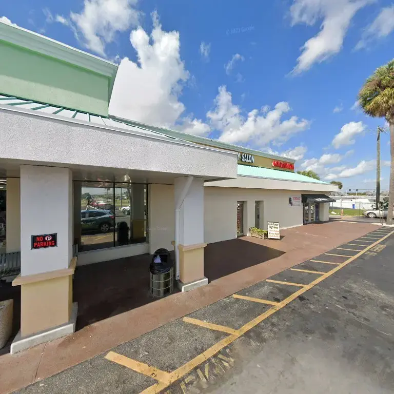 Sun City Center Laundry and Dry Cleaning thumbnail 16