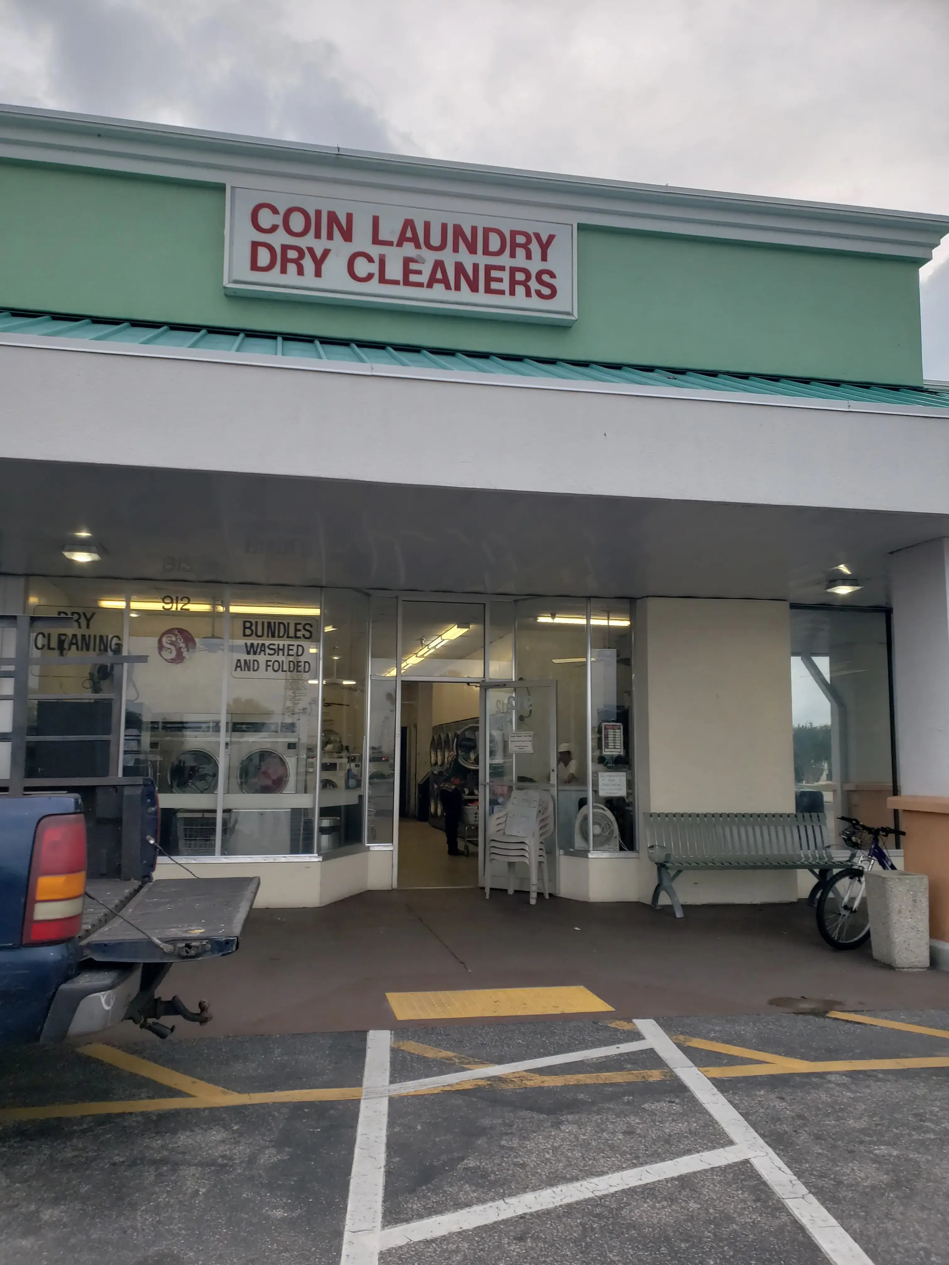 Sun City Center Laundry and Dry Cleaning thumbnail 15